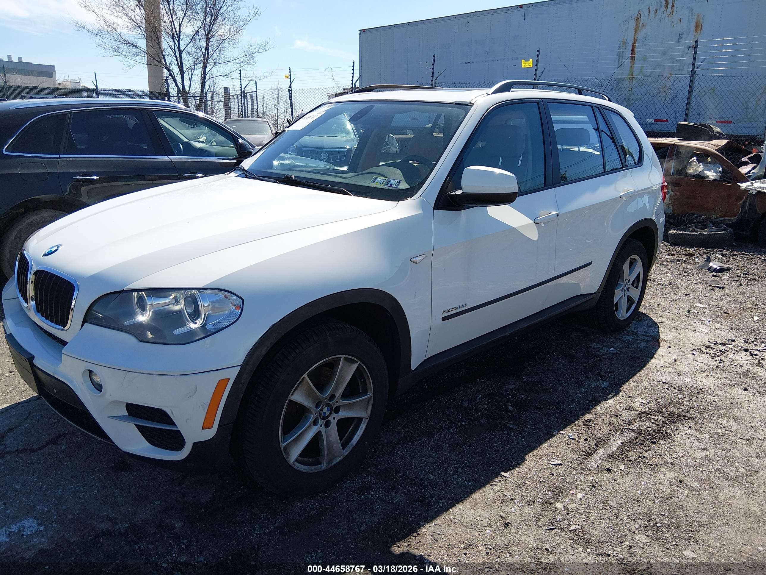 BMW X5 image 2