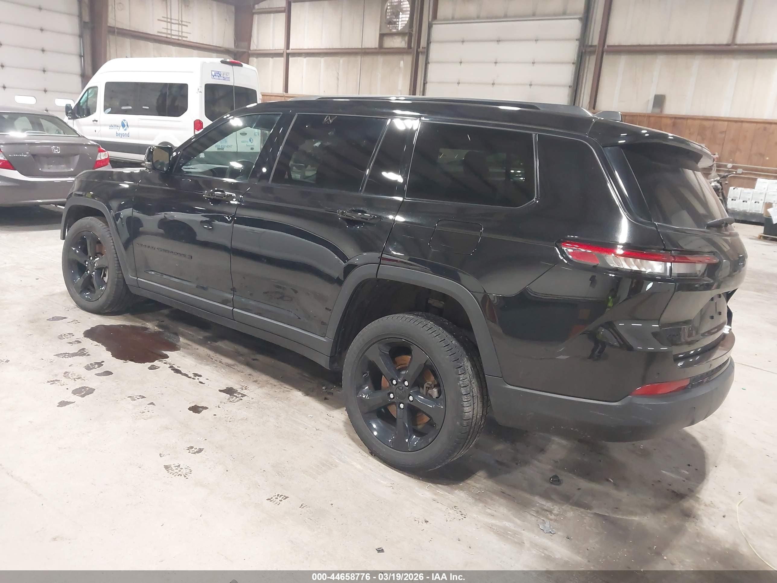 JEEP GRAND image 3