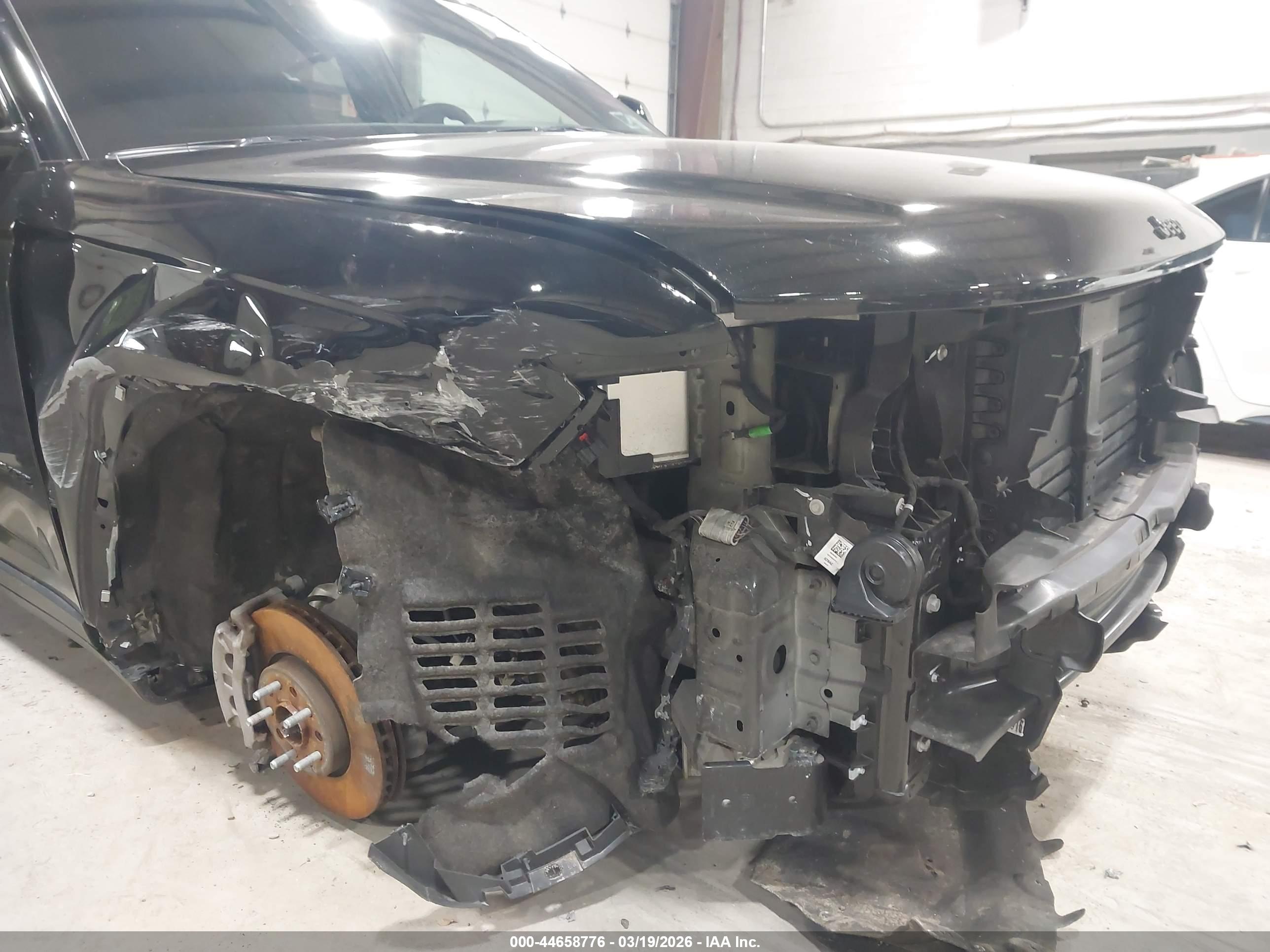 JEEP GRAND image 6