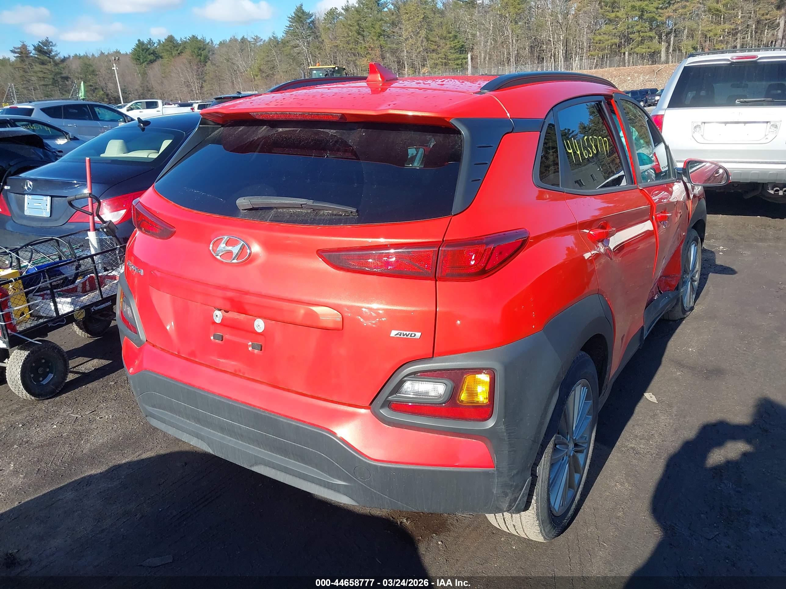 HYUNDAI KONA image 4