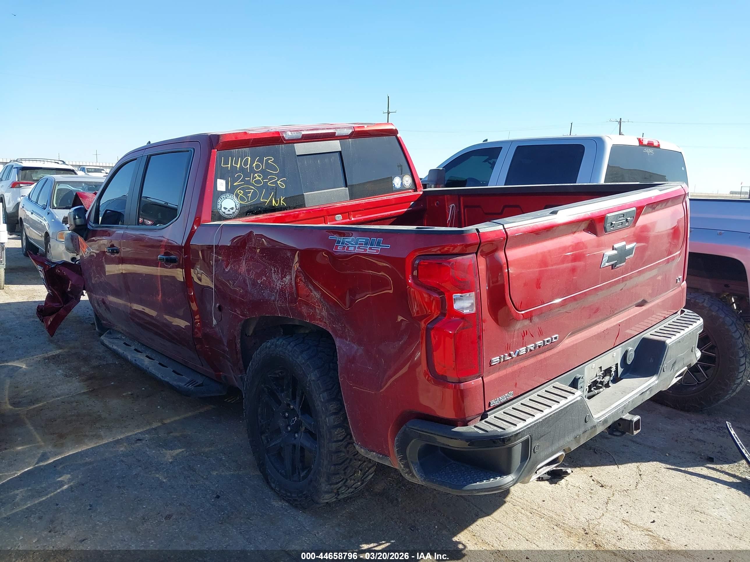 CHEVROLET SILVERADO image 3