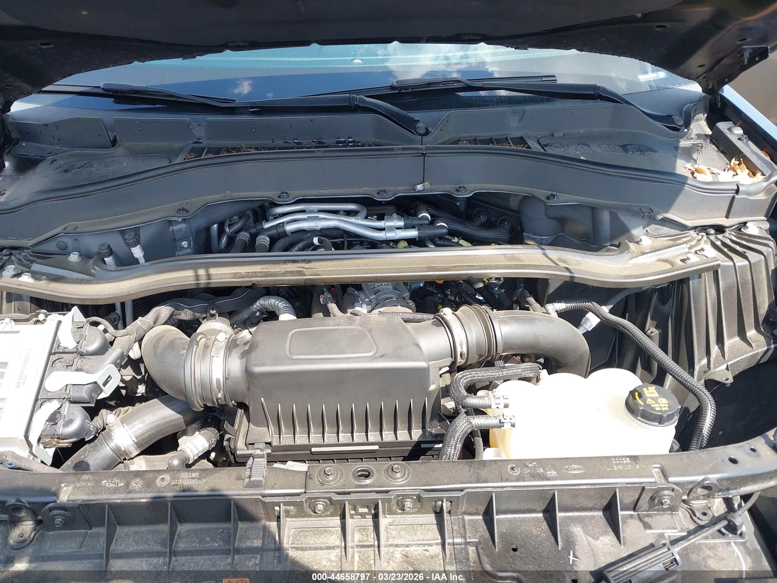 FORD EXPLORER image 10