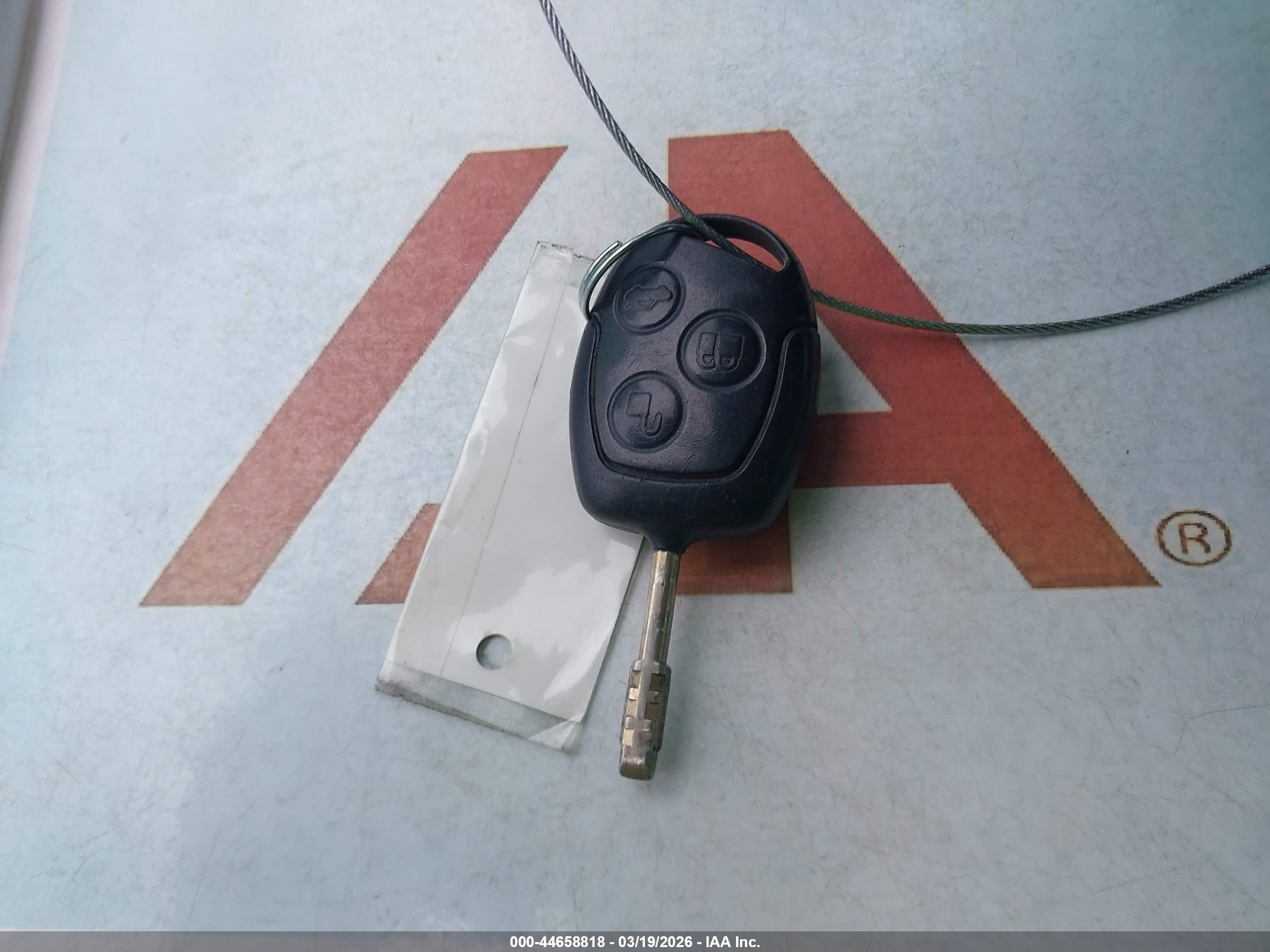 FORD TRANSIT image 11