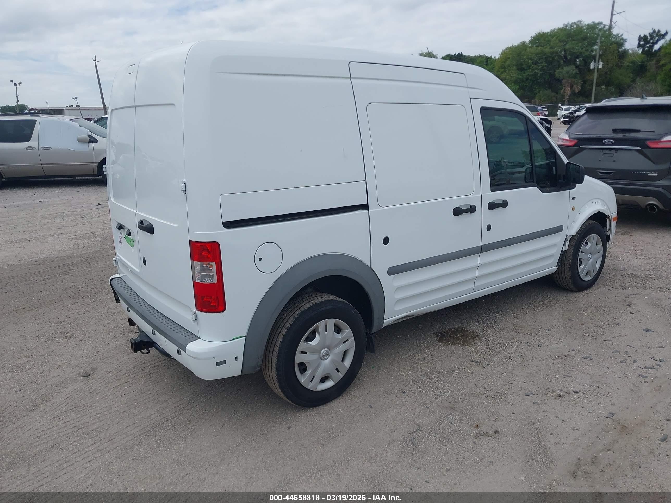 FORD TRANSIT image 4