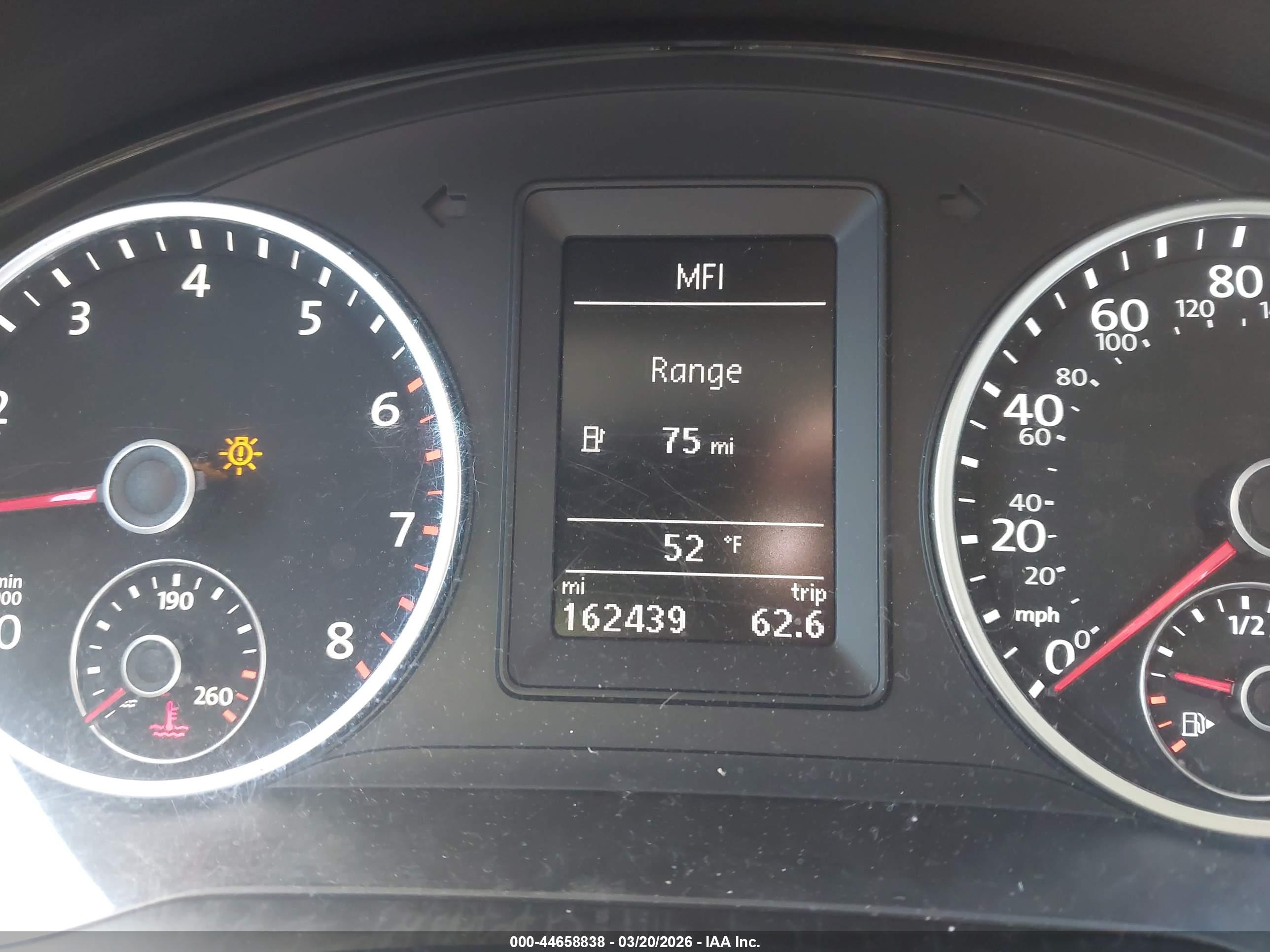 VOLKSWAGEN TIGUAN image 7