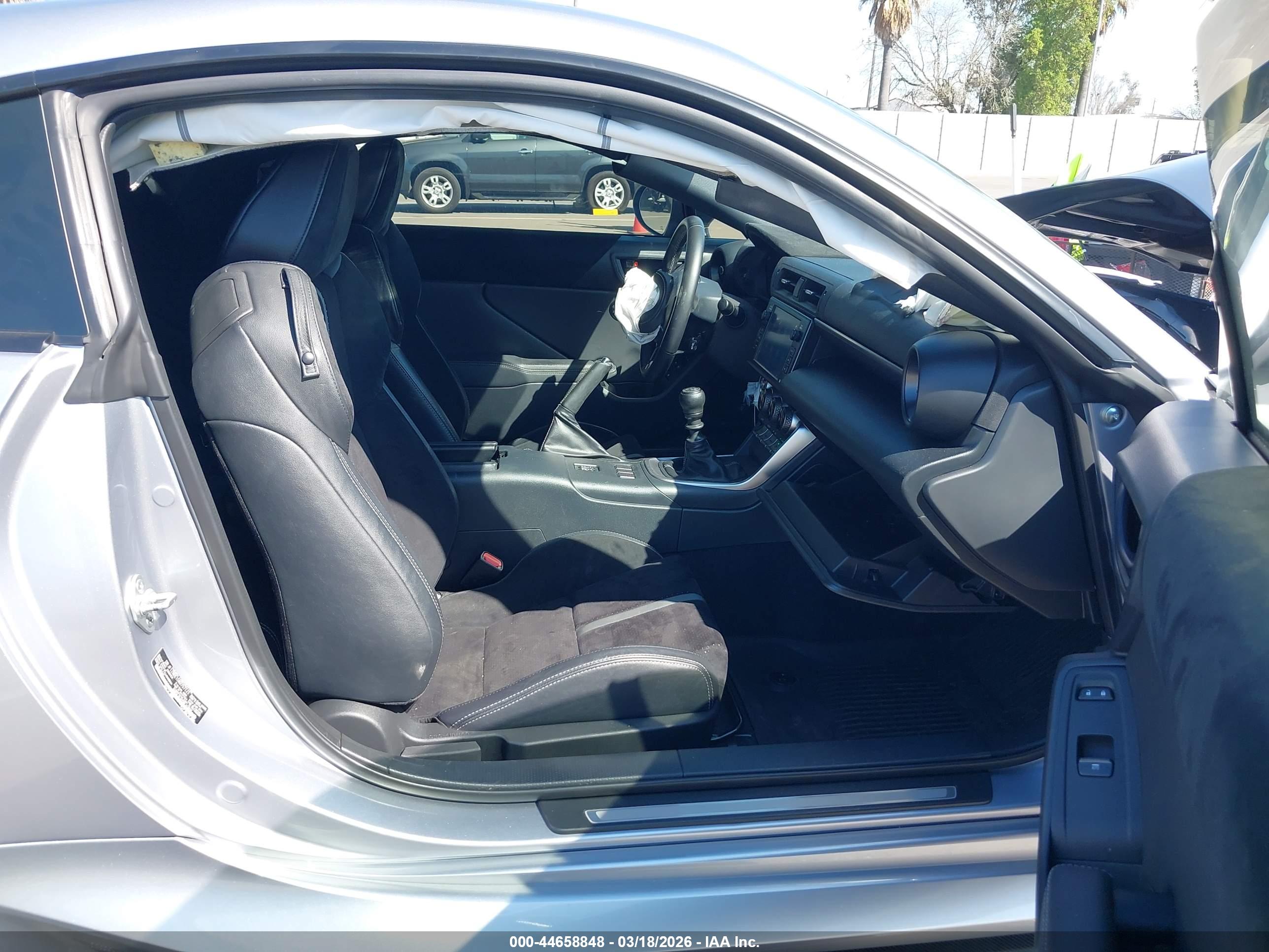 TOYOTA GR86 image 5