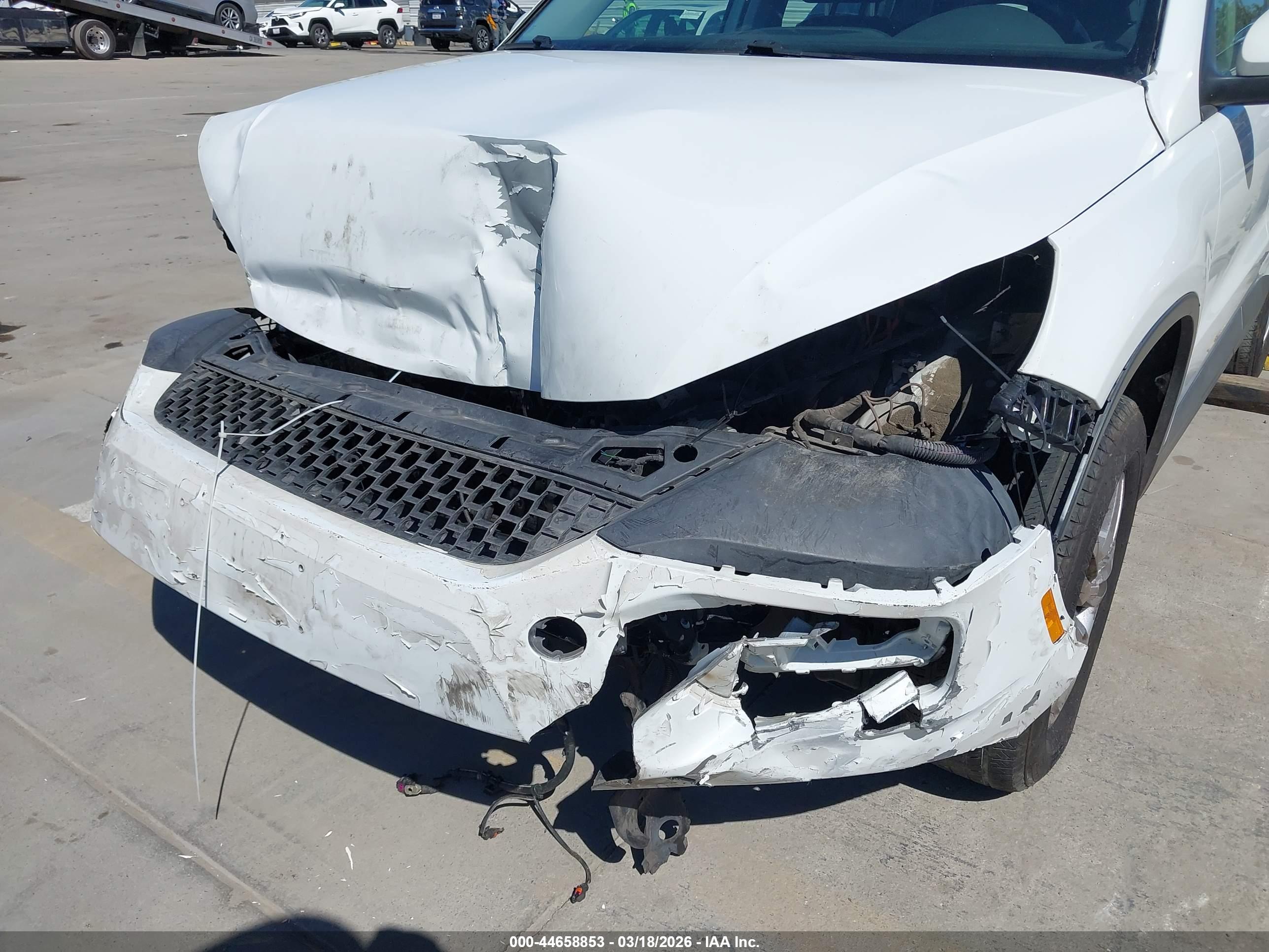 VOLKSWAGEN TIGUAN image 6