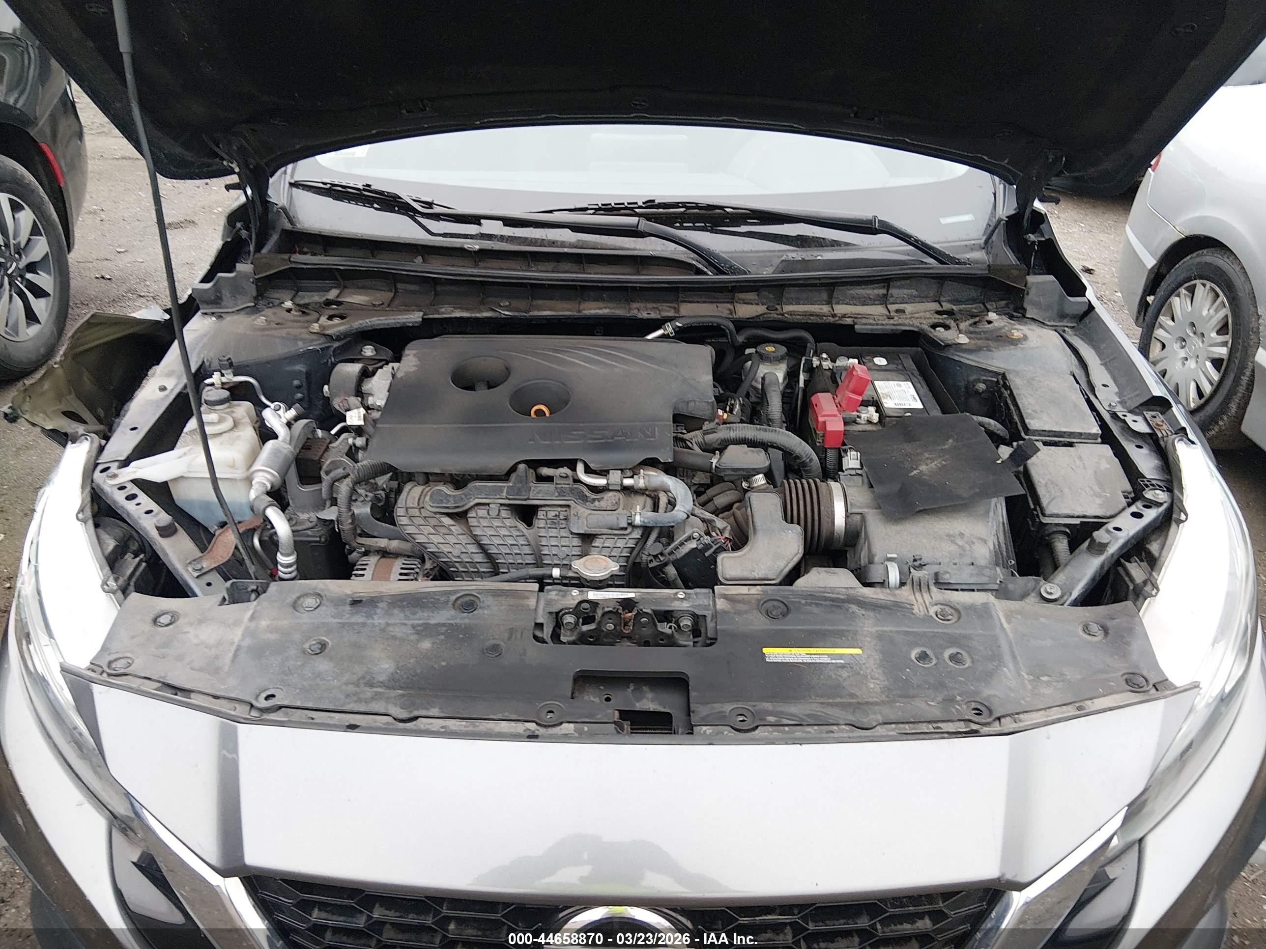 NISSAN ALTIMA image 10