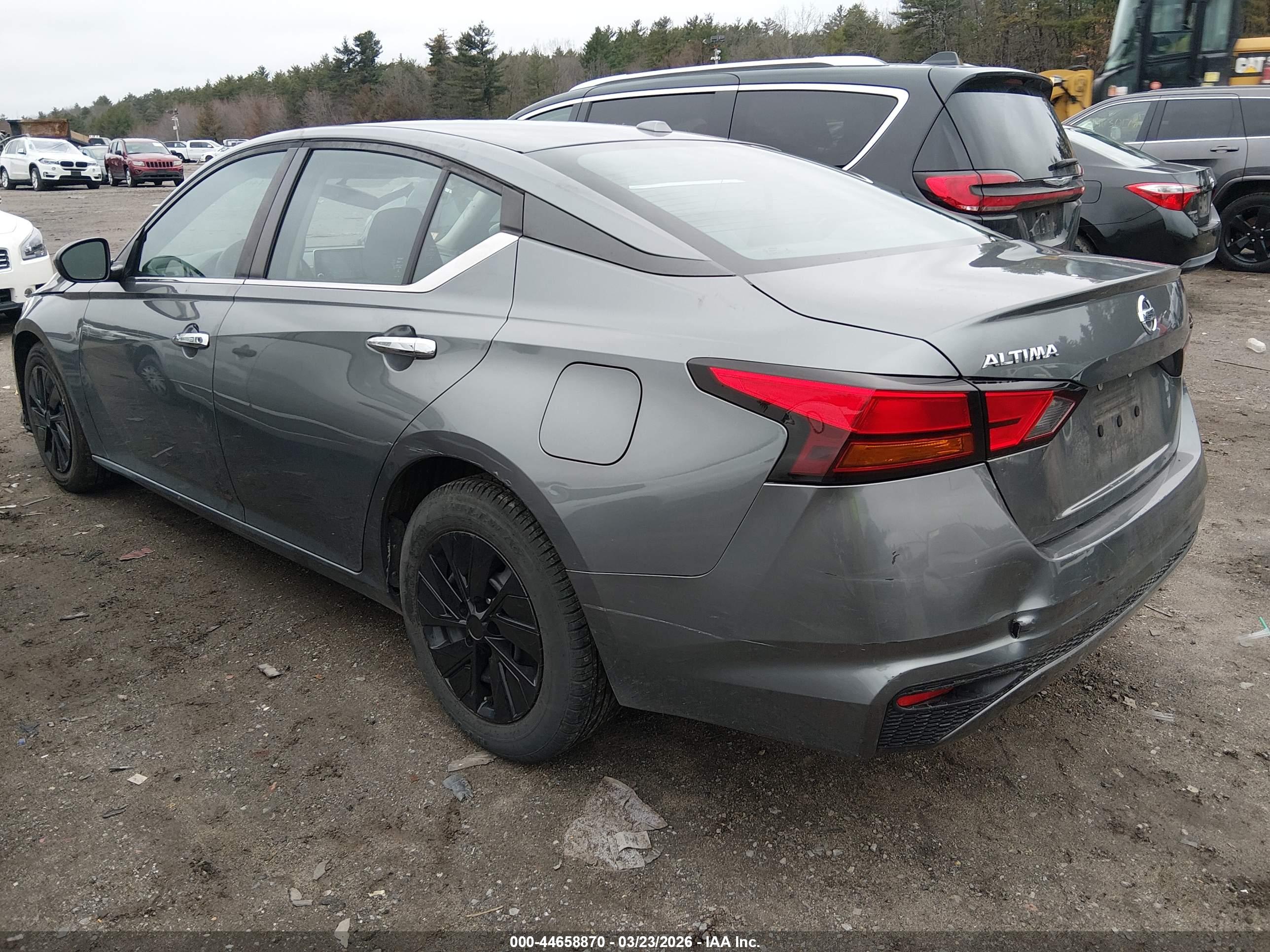 NISSAN ALTIMA image 3