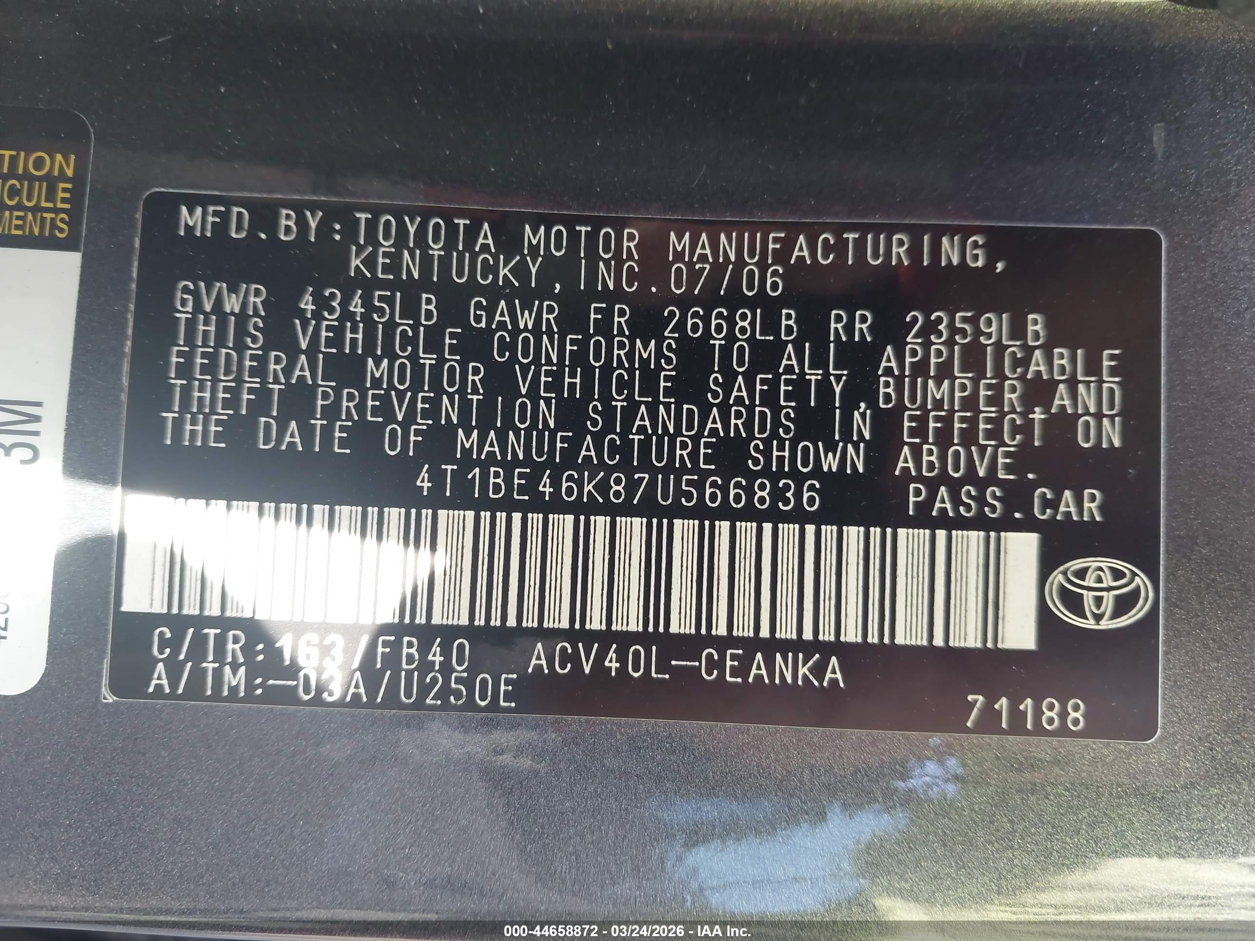 TOYOTA CAMRY image 9