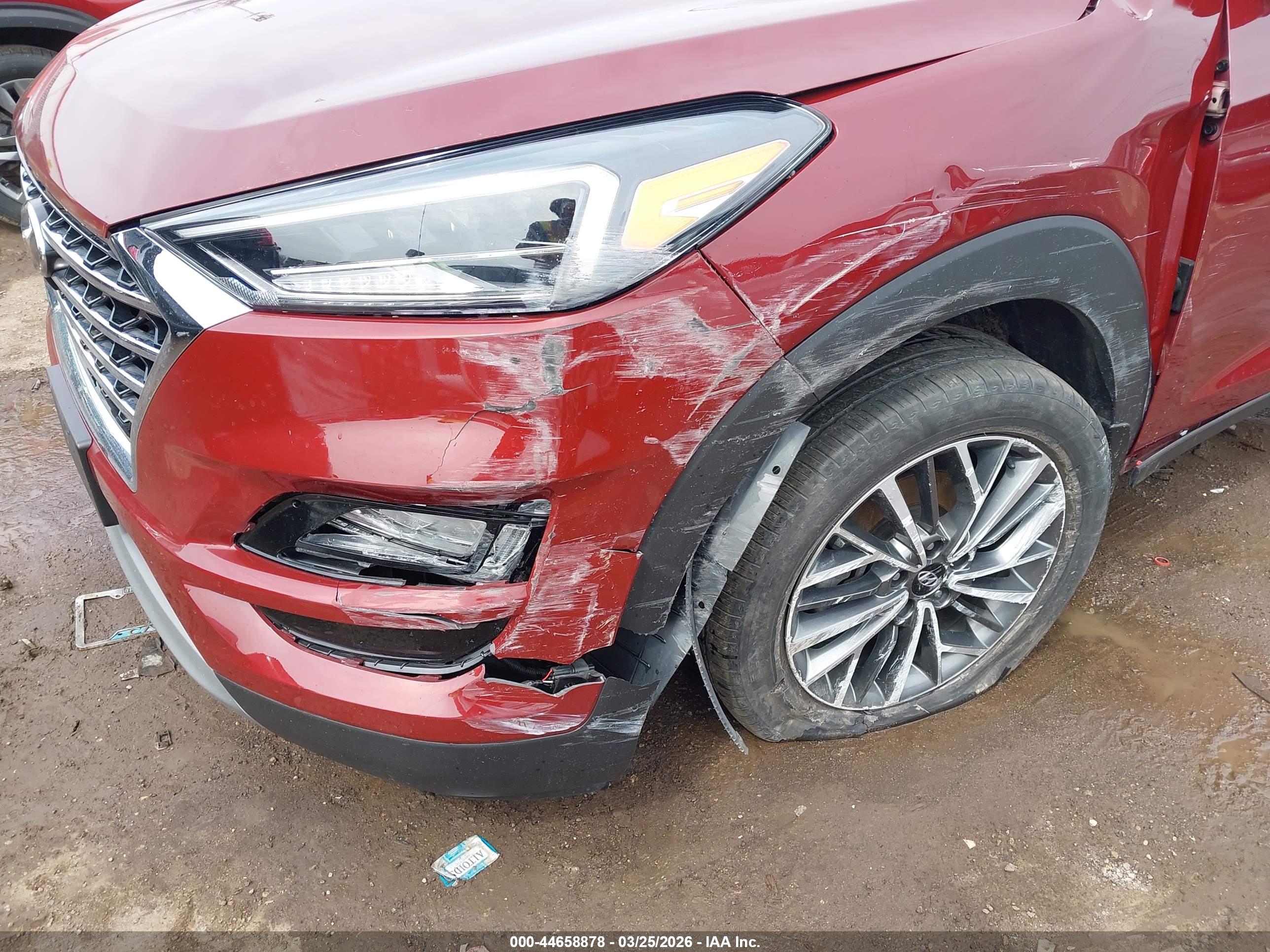 HYUNDAI TUCSON image 6