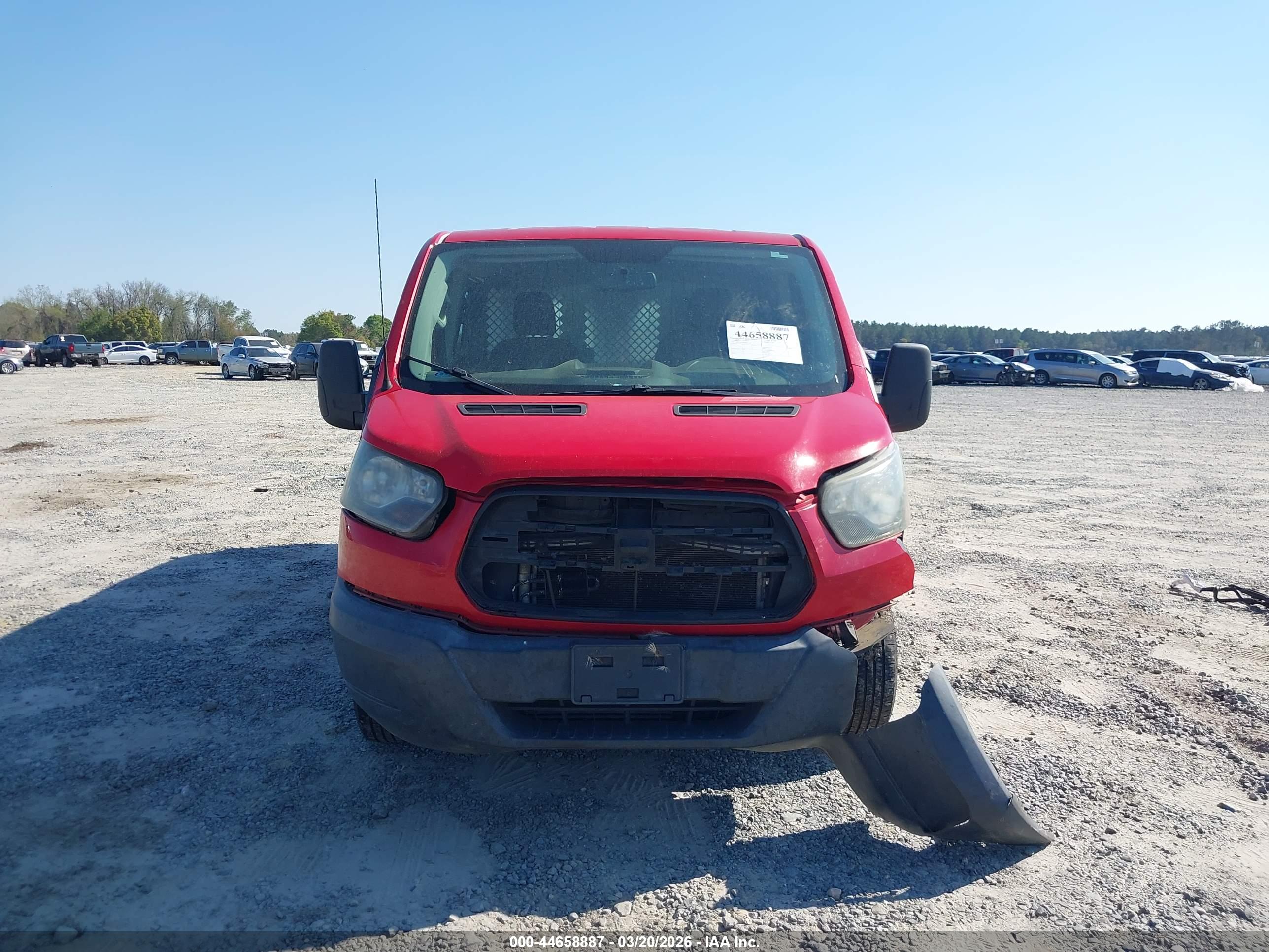 FORD TRANSIT-150 image 6