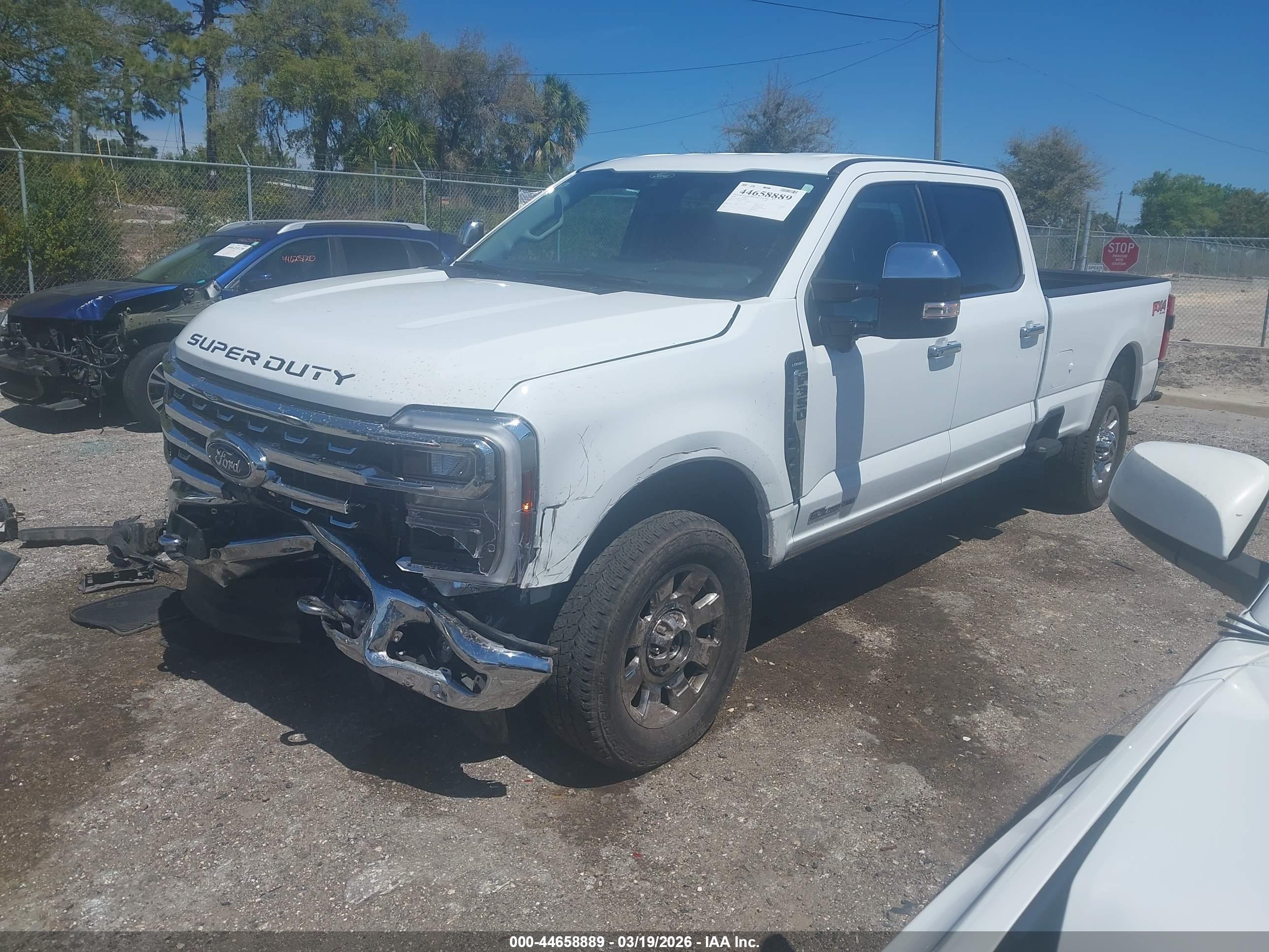 FORD F-350 image 2