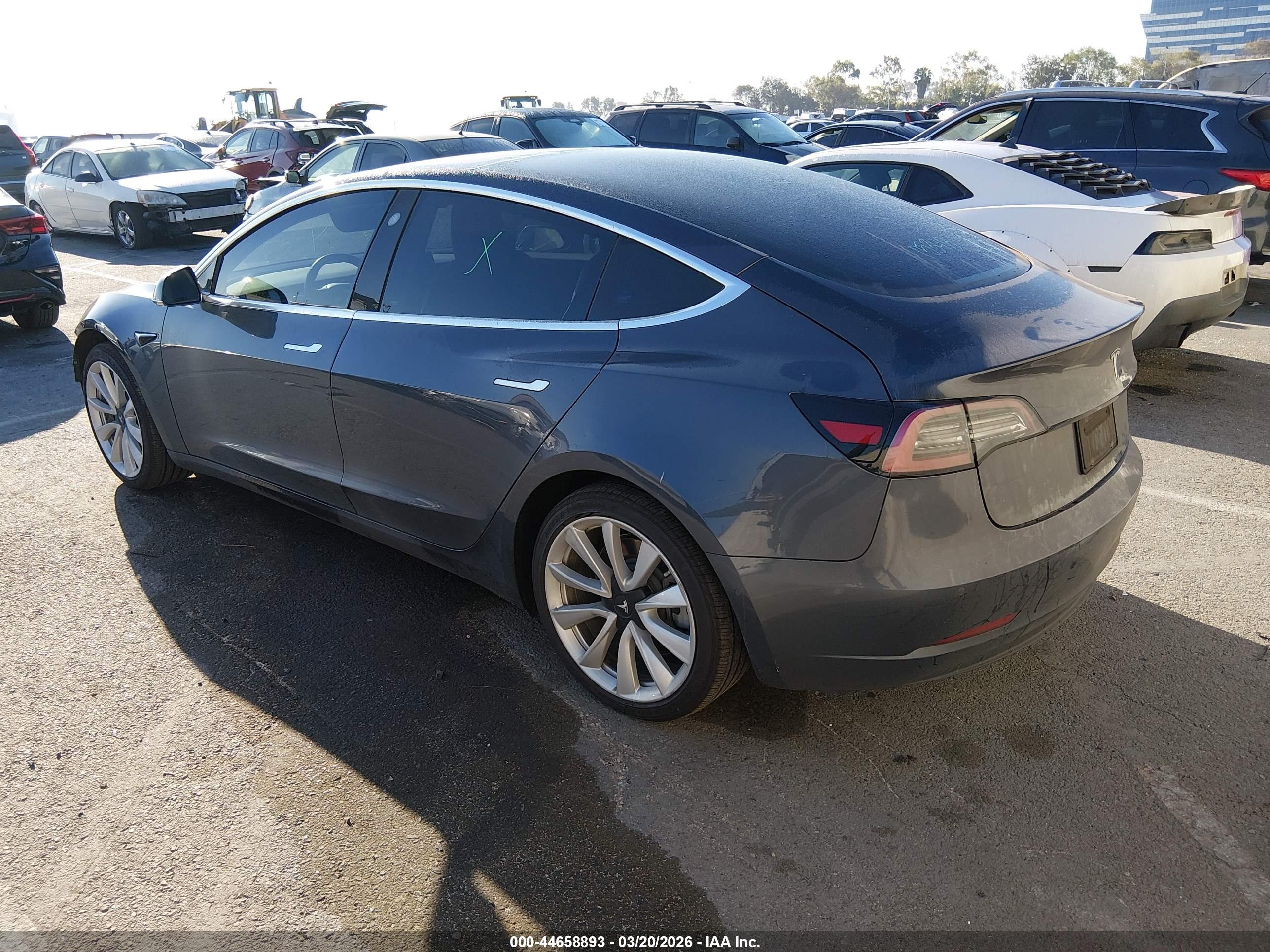 TESLA MODEL image 3