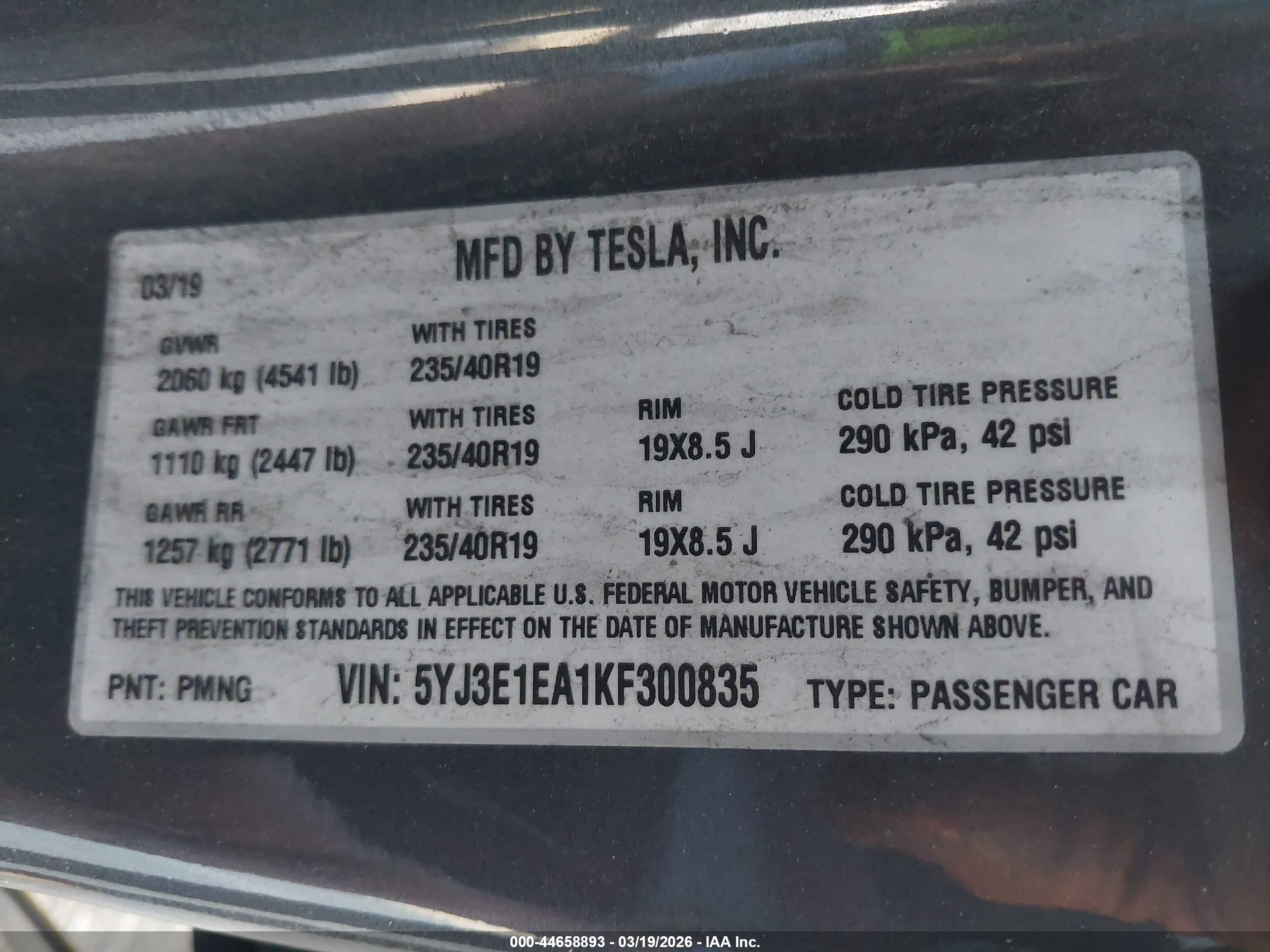 TESLA MODEL image 9