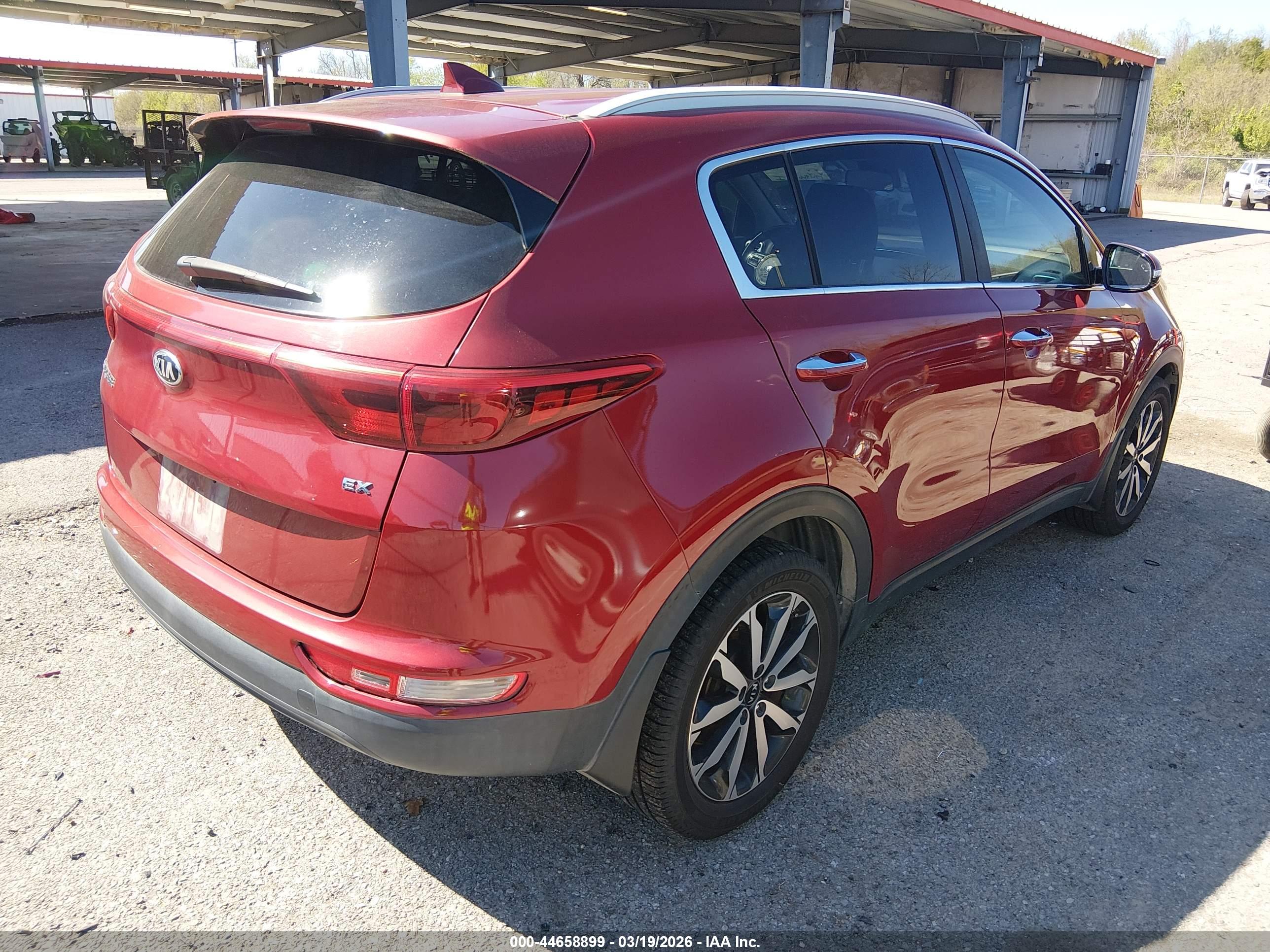 KIA SPORTAGE image 4