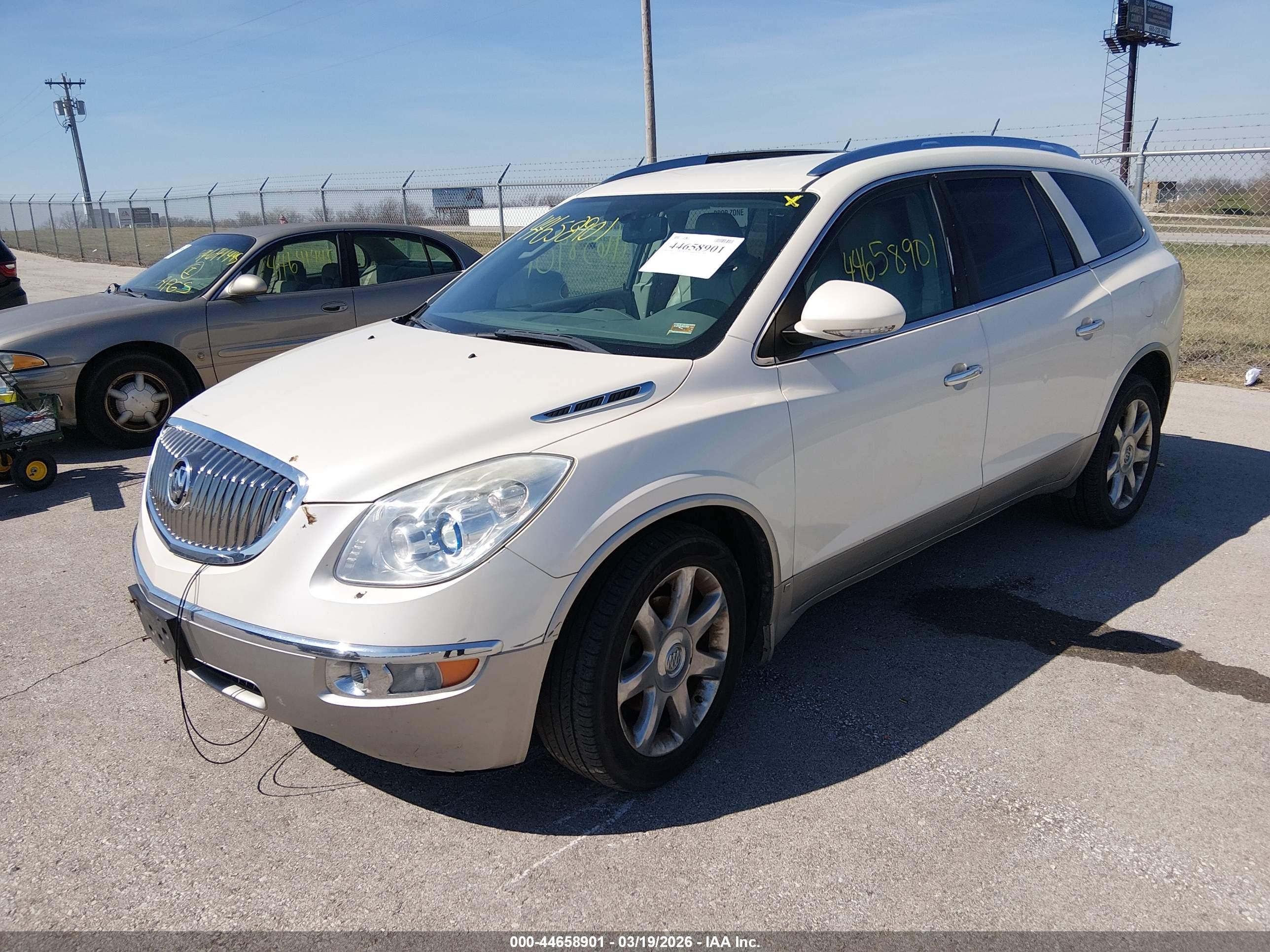 BUICK ENCLAVE image 2