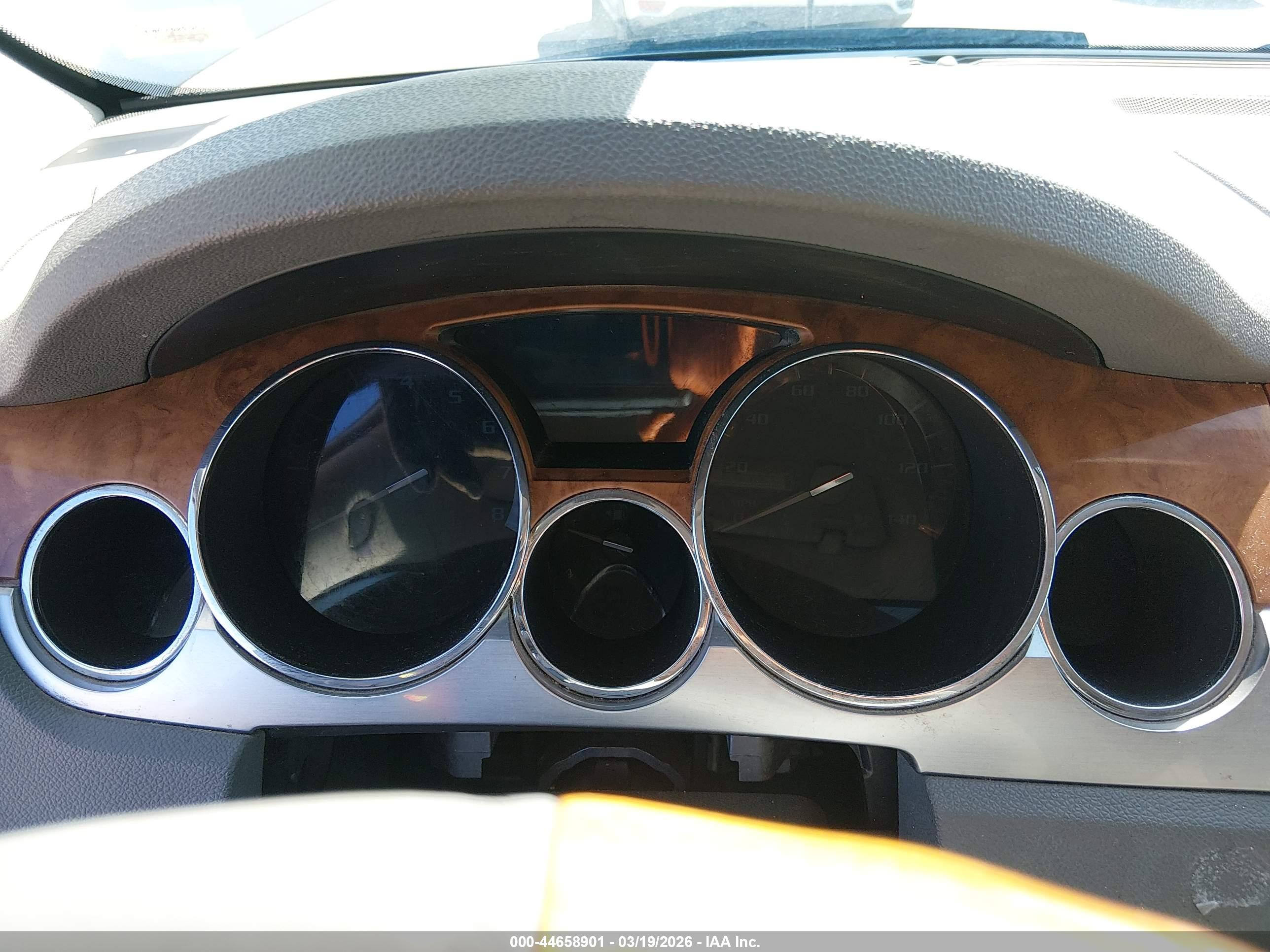 BUICK ENCLAVE image 7