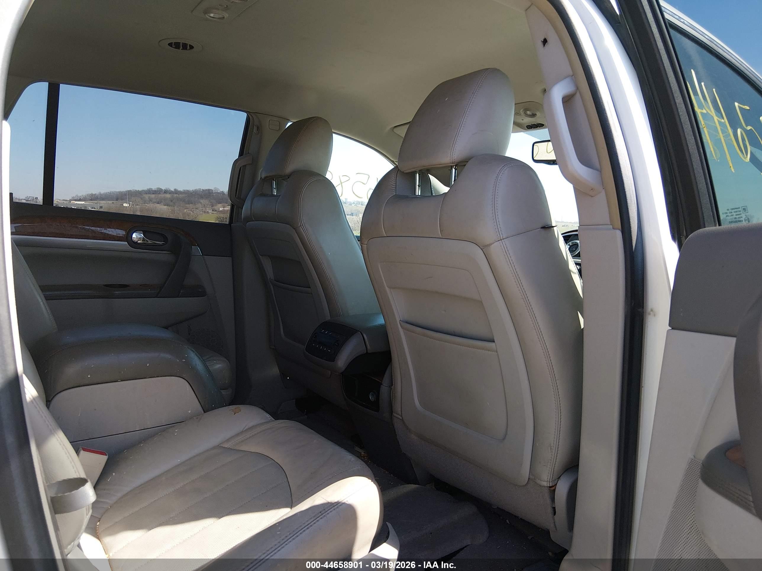 BUICK ENCLAVE image 8