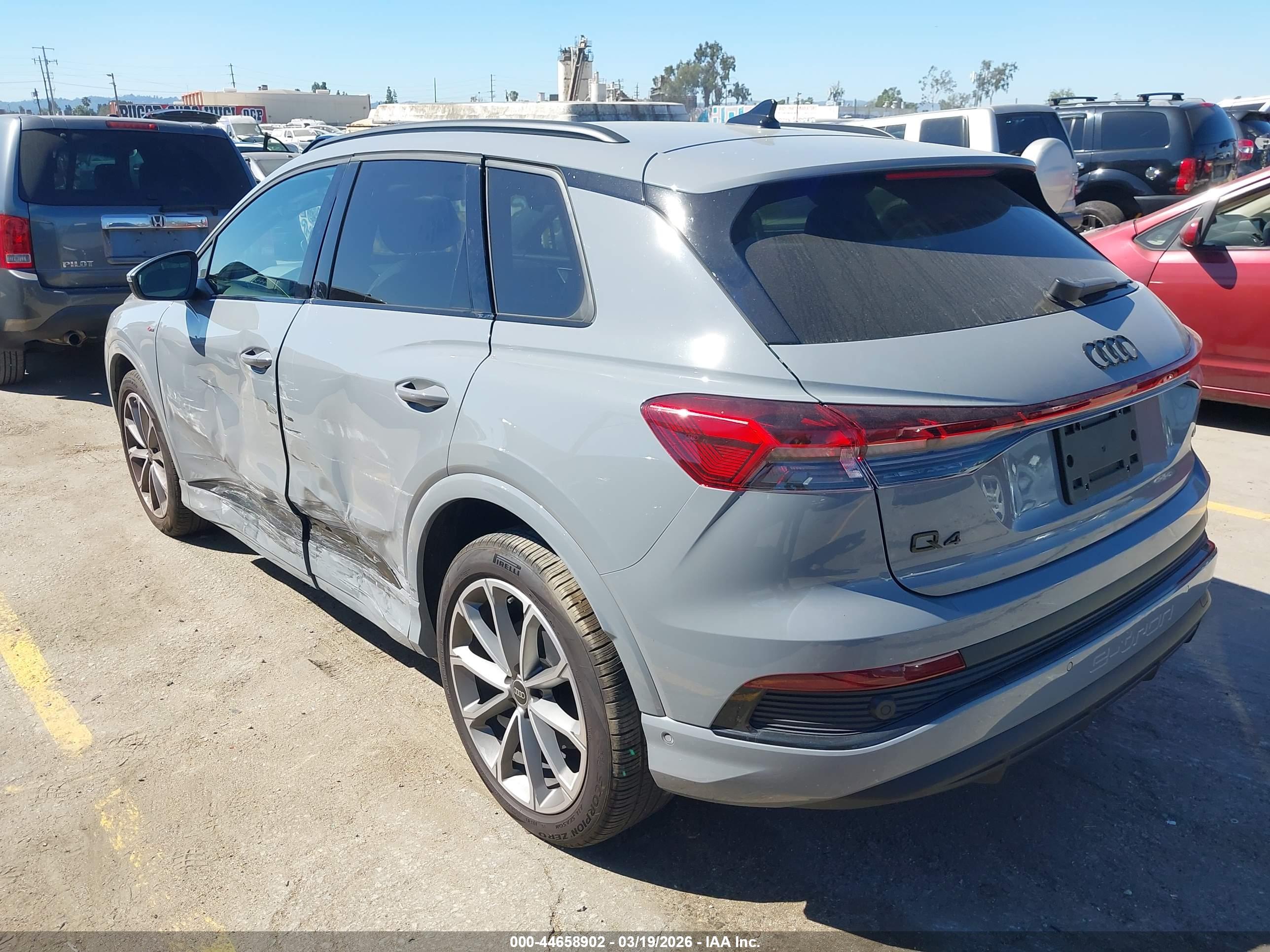 AUDI Q4 image 3