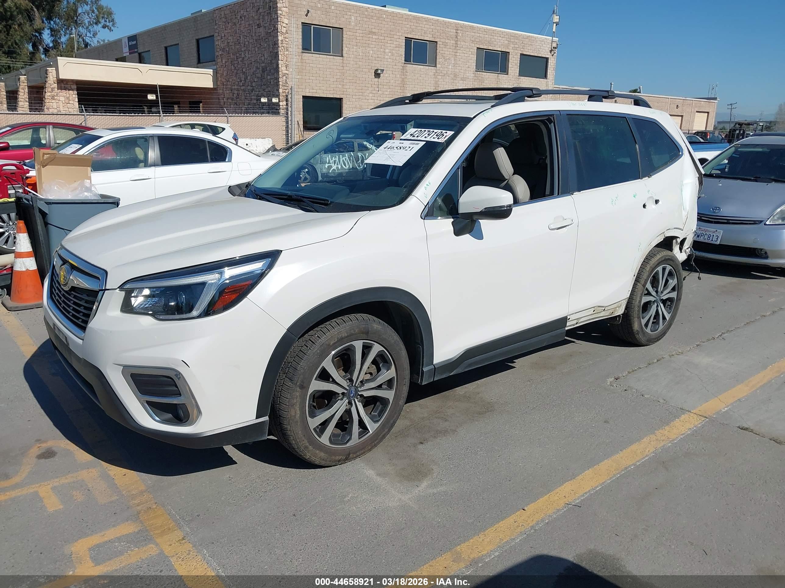 SUBARU FORESTER image 2