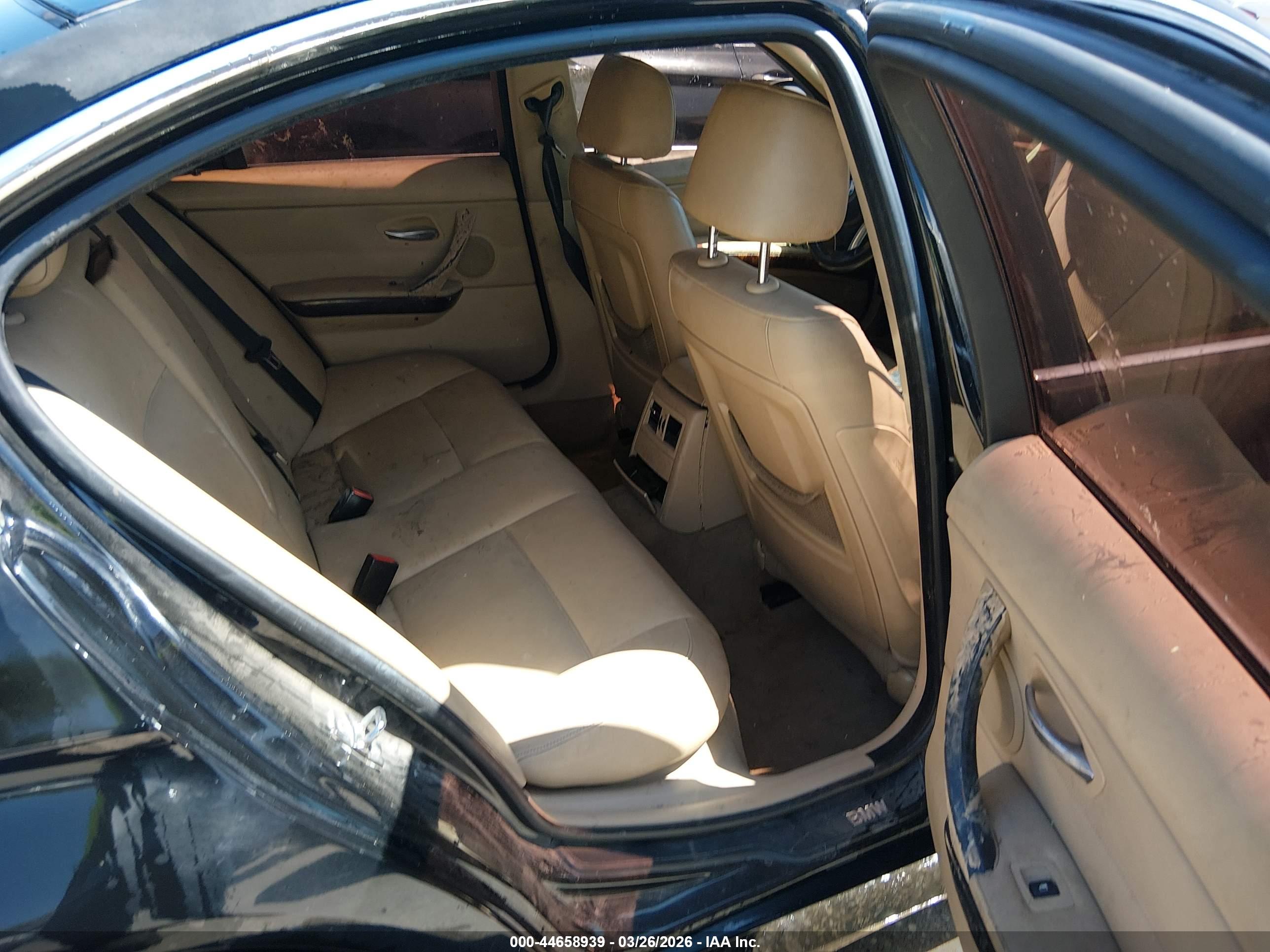 BMW 335I image 8