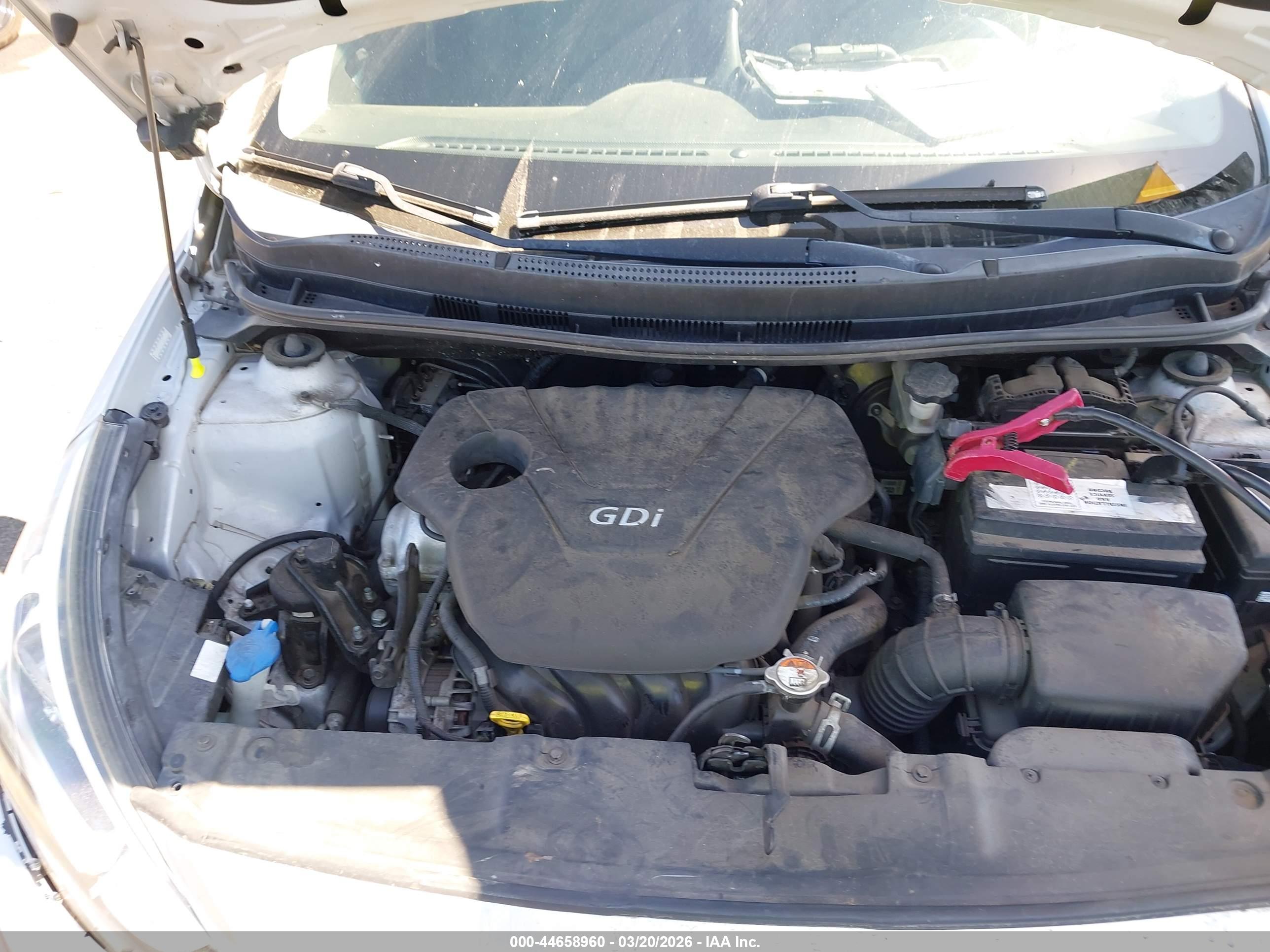 HYUNDAI ACCENT image 10