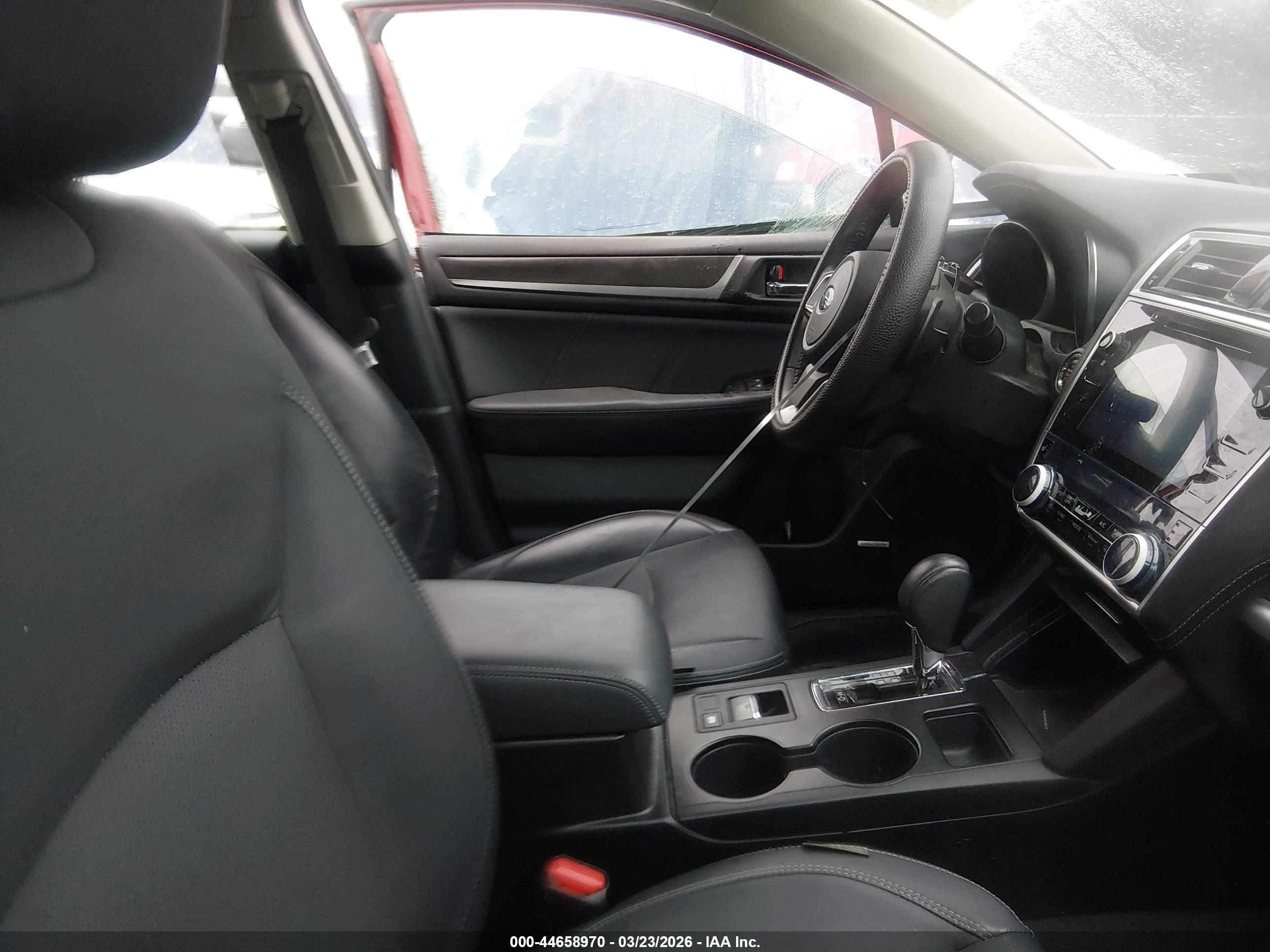 SUBARU LEGACY image 5