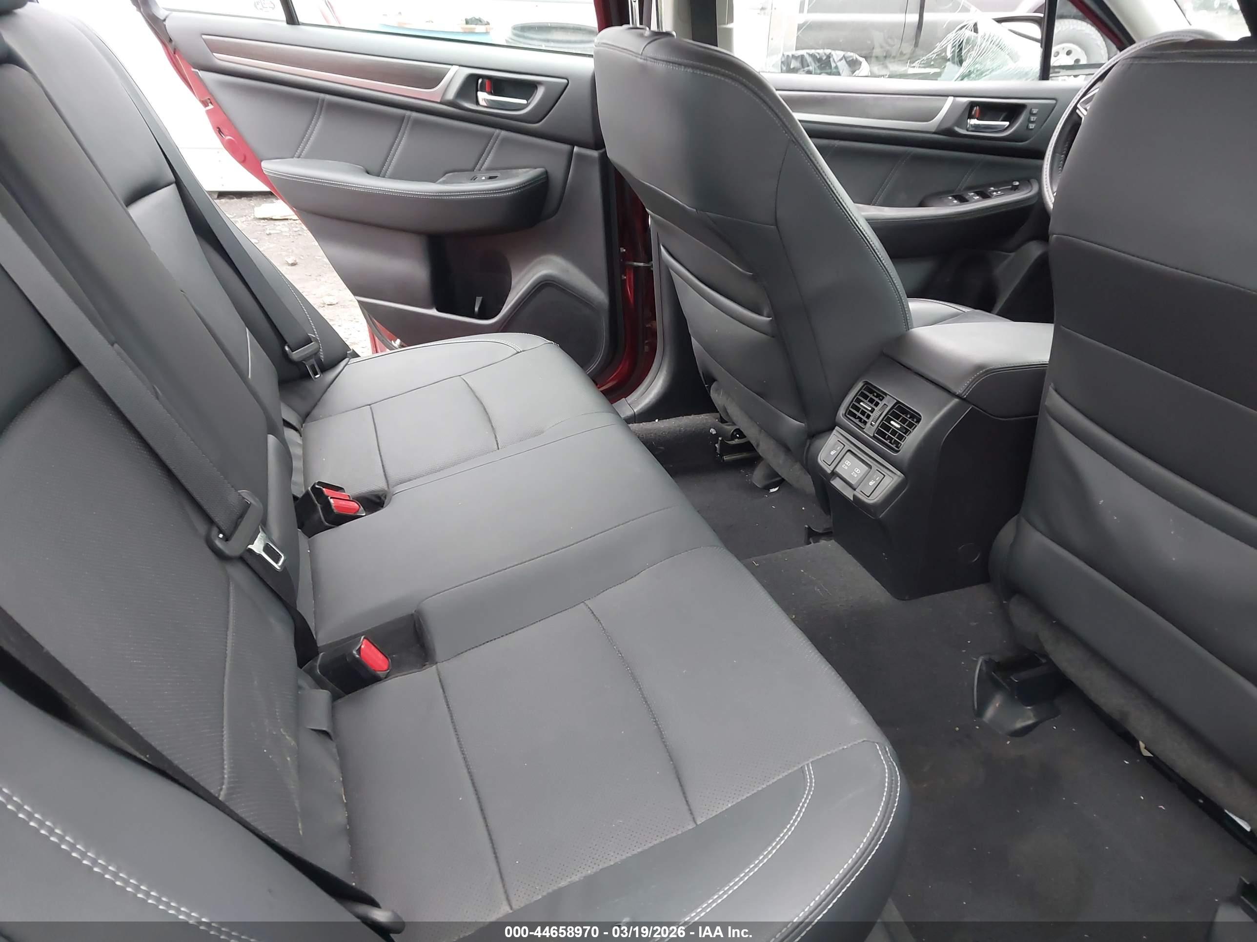 SUBARU LEGACY image 8