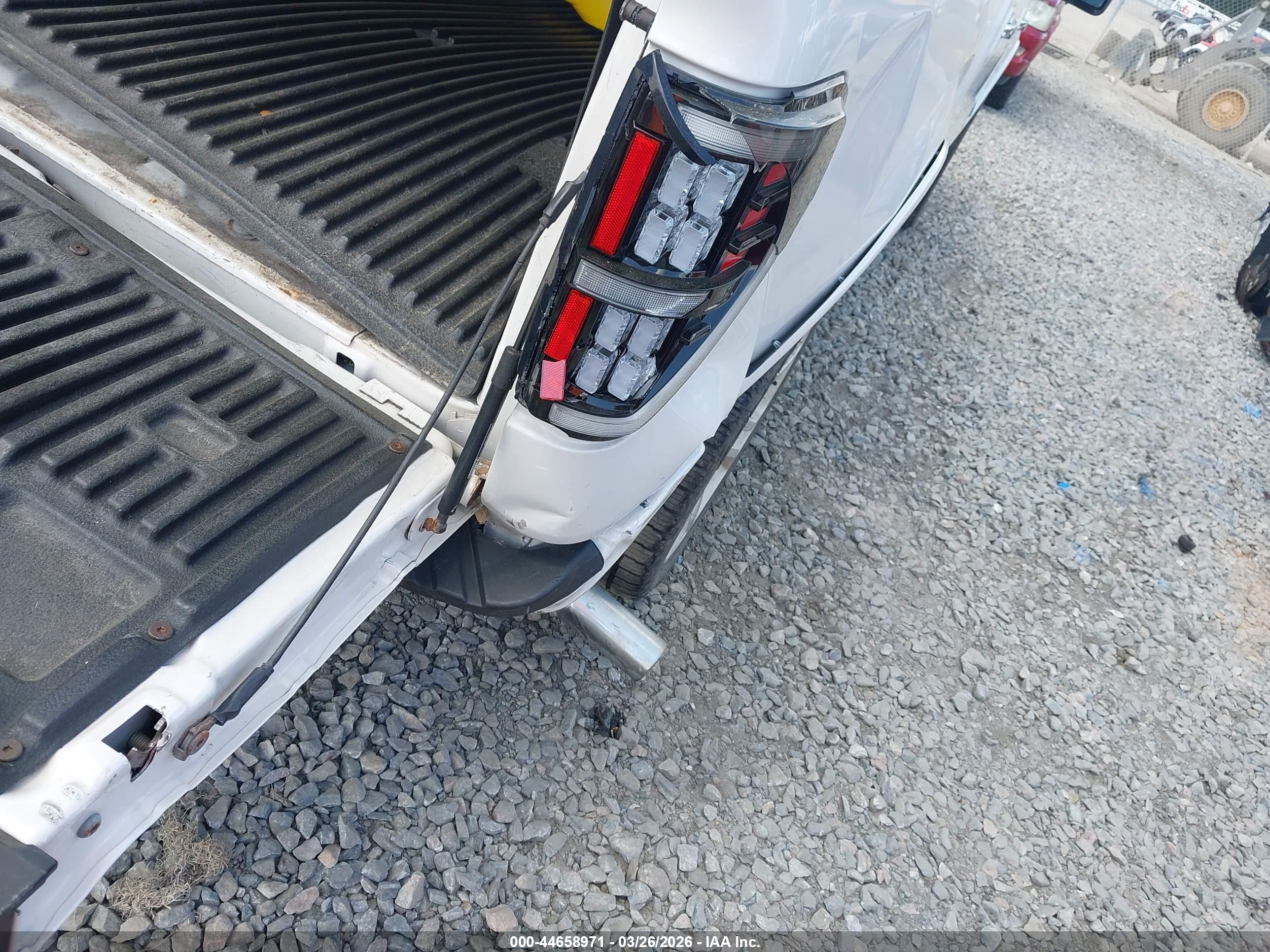 FORD F-150 image 6
