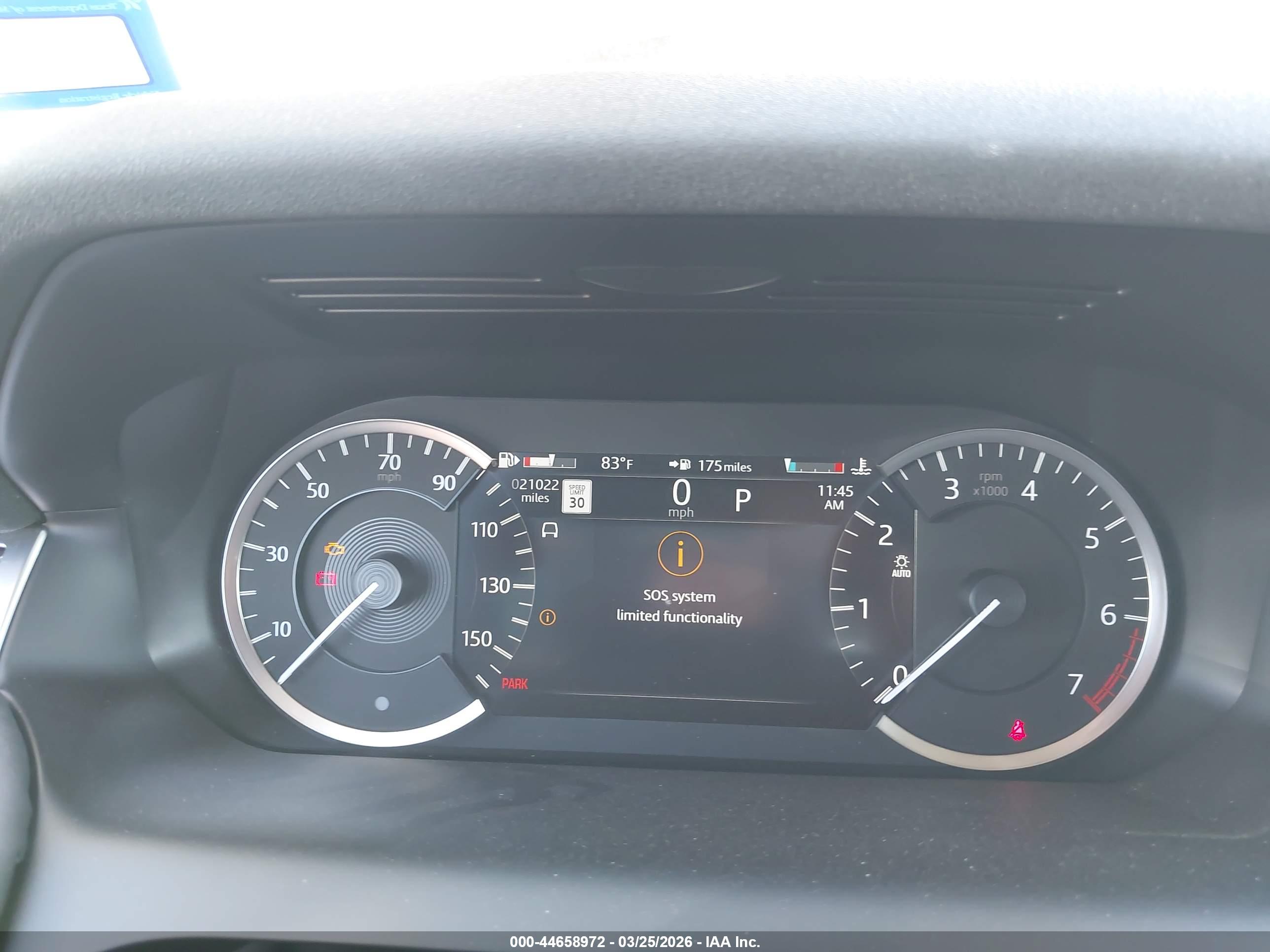LAND ROVER image 7