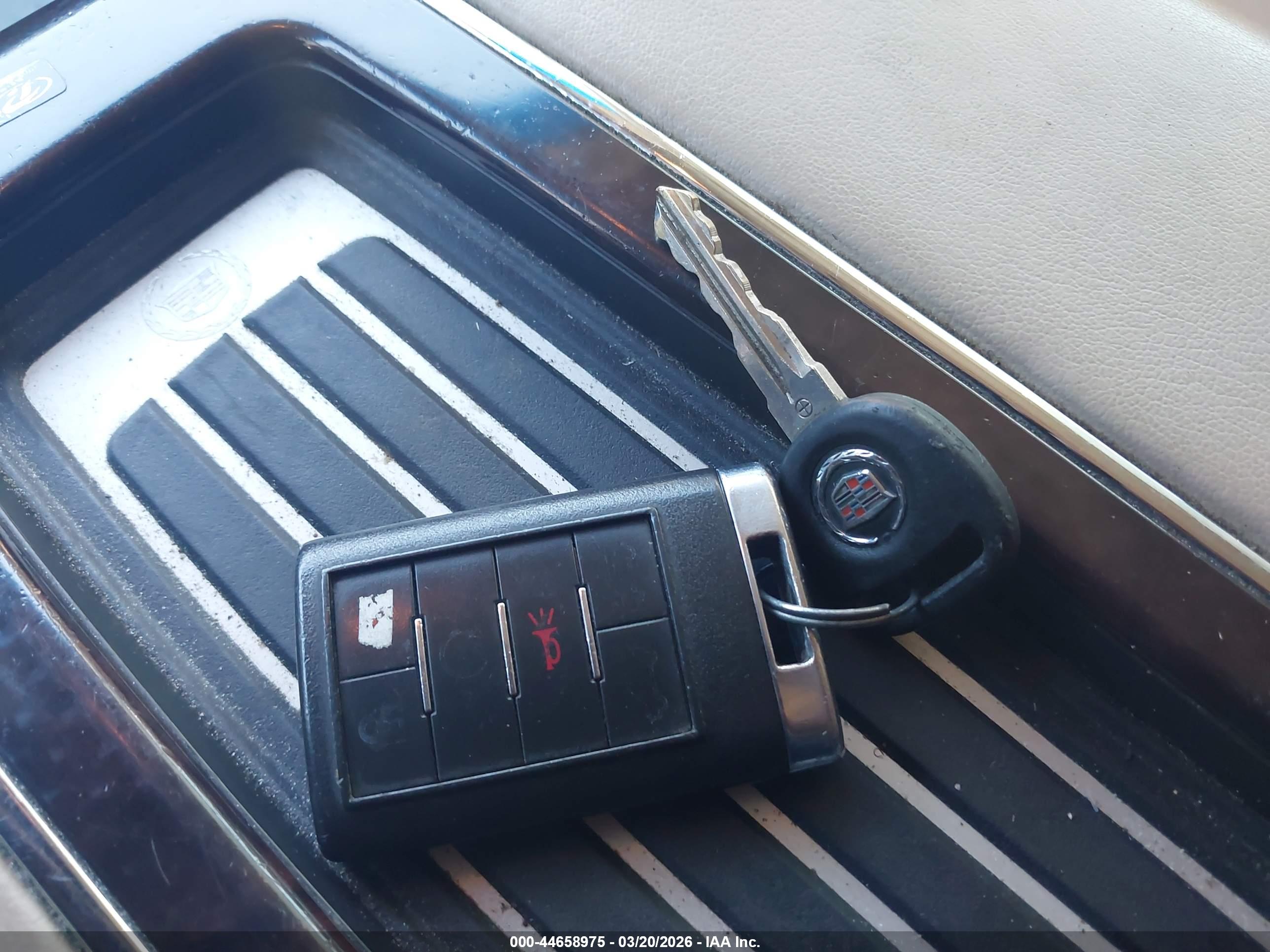 CADILLAC ESCALADE image 11
