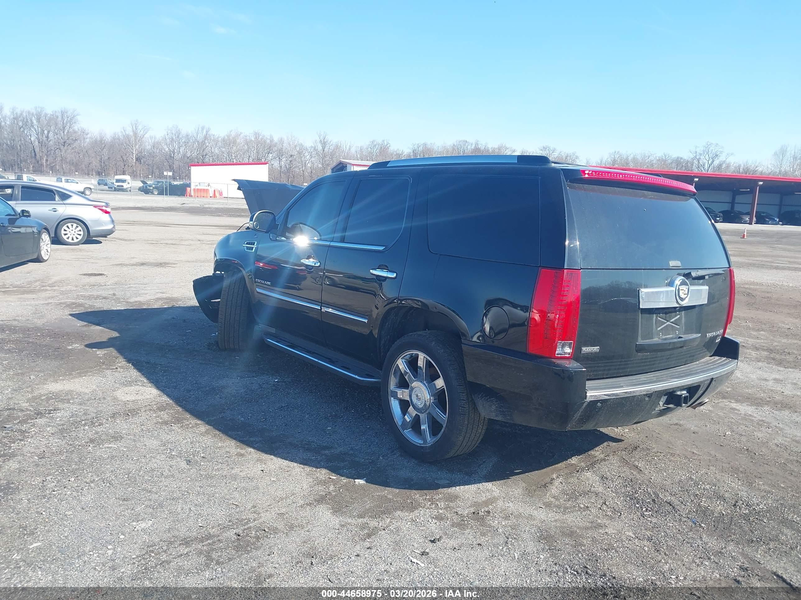 CADILLAC ESCALADE image 3