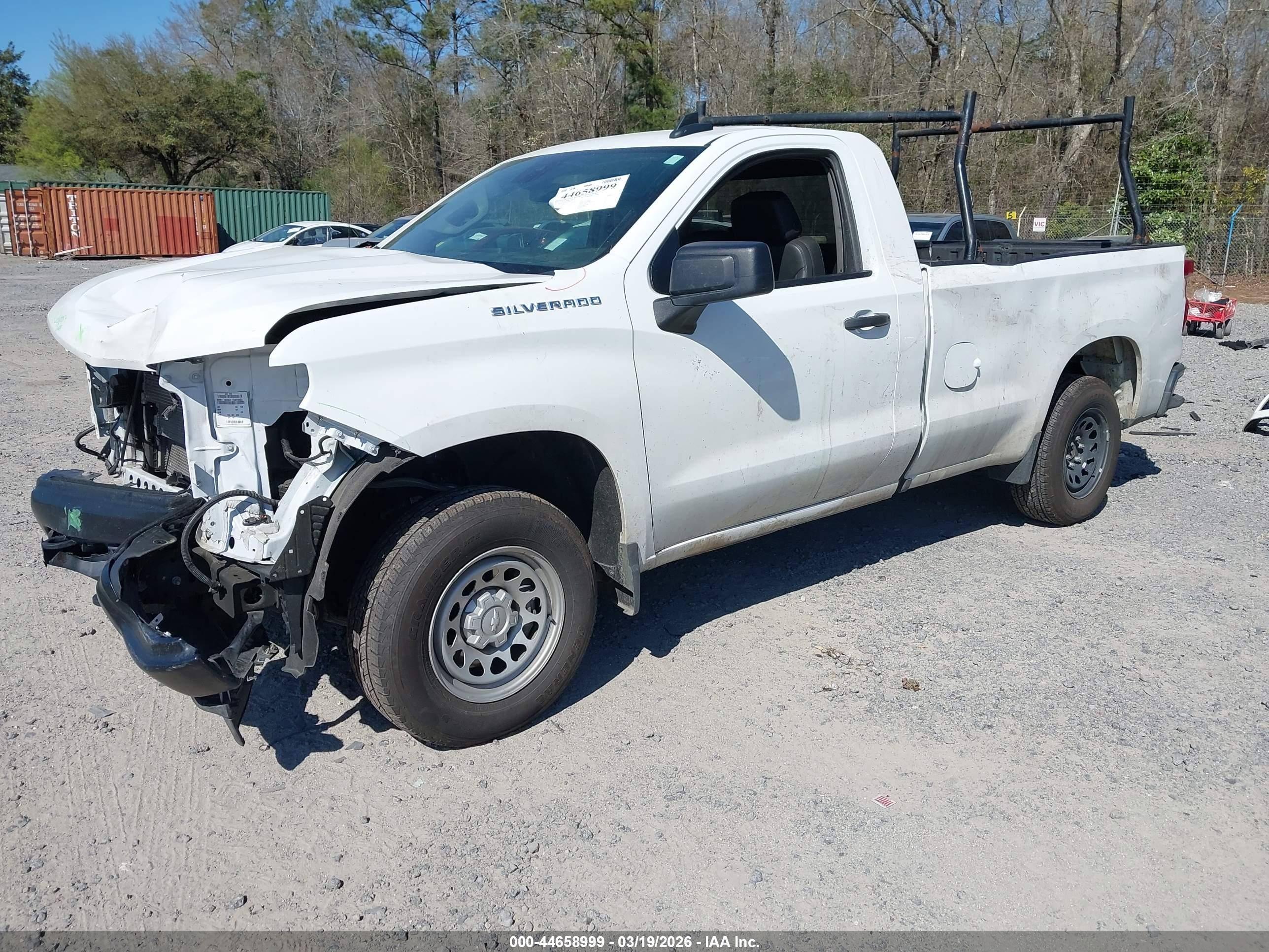 CHEVROLET SILVERADO image 2