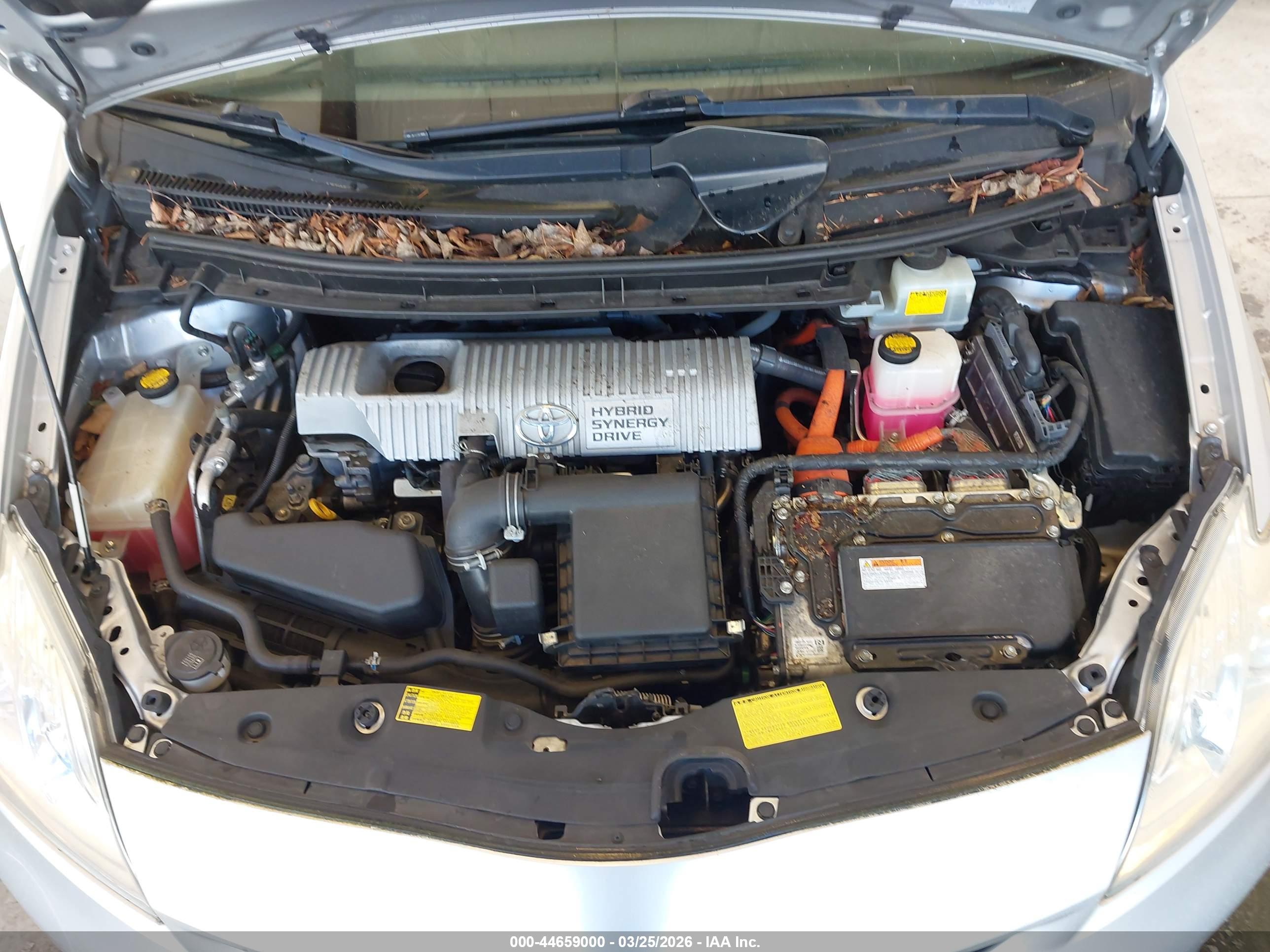 TOYOTA PRIUS image 10