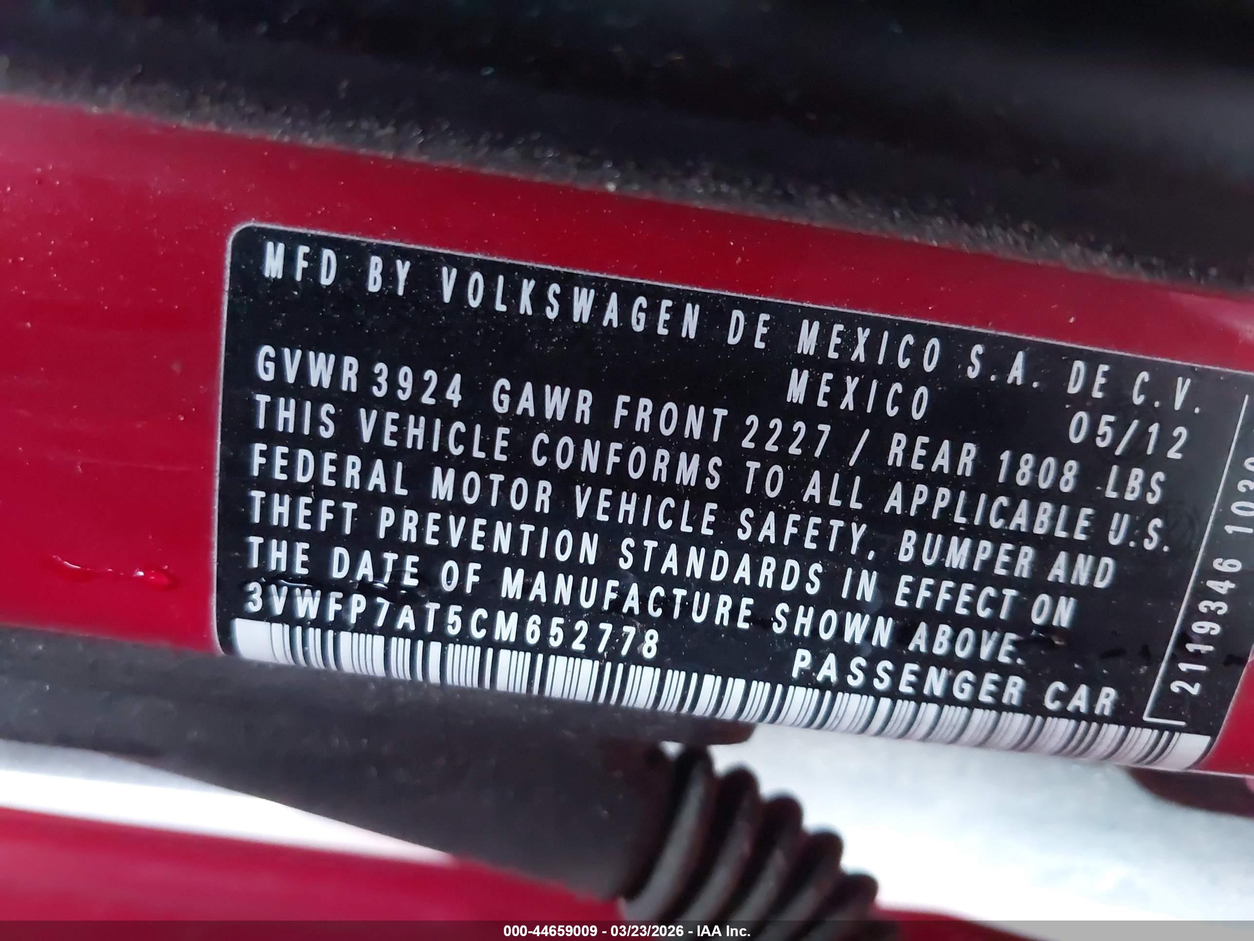 VOLKSWAGEN BEETLE image 9