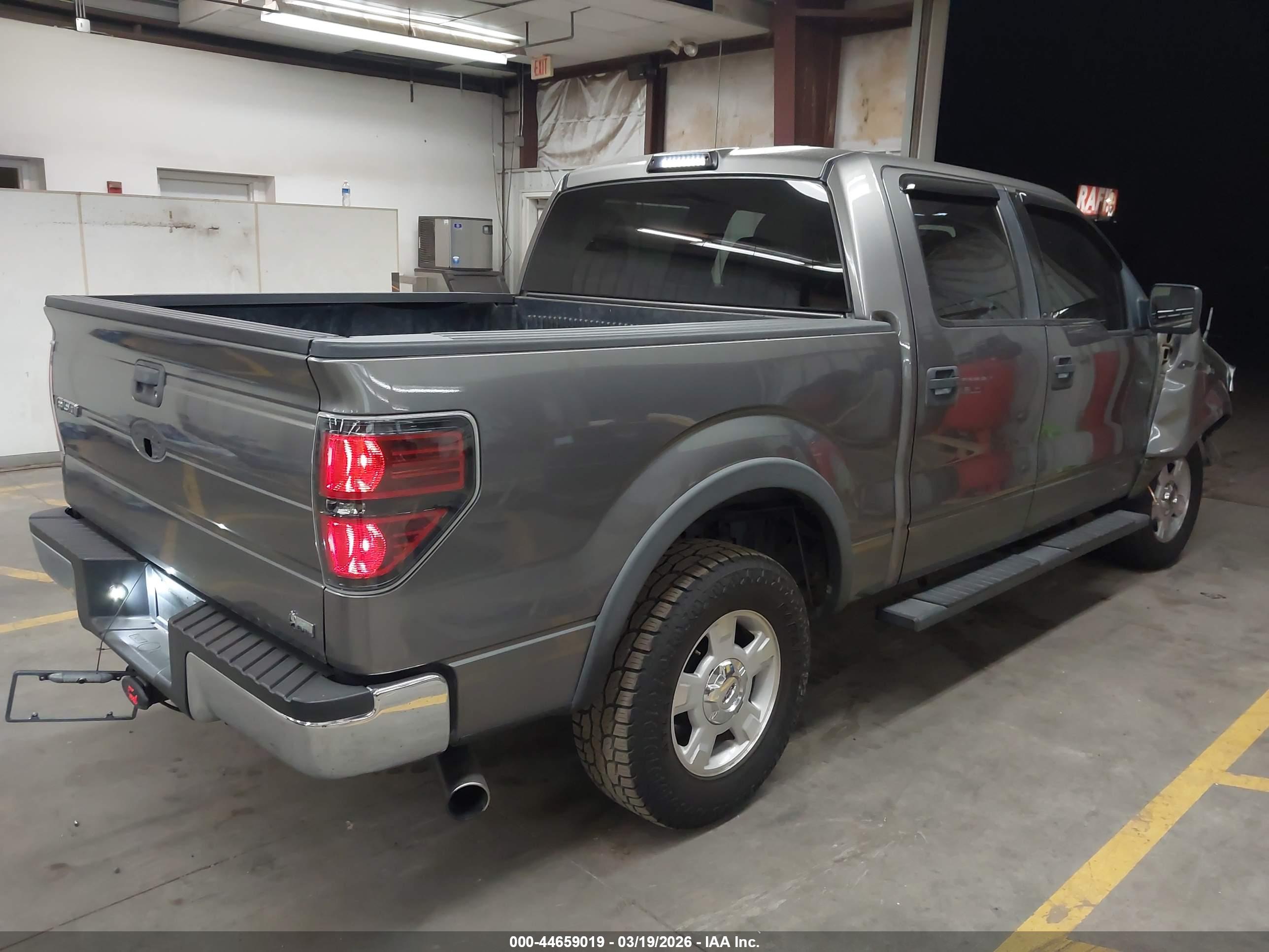 FORD F-150 image 4