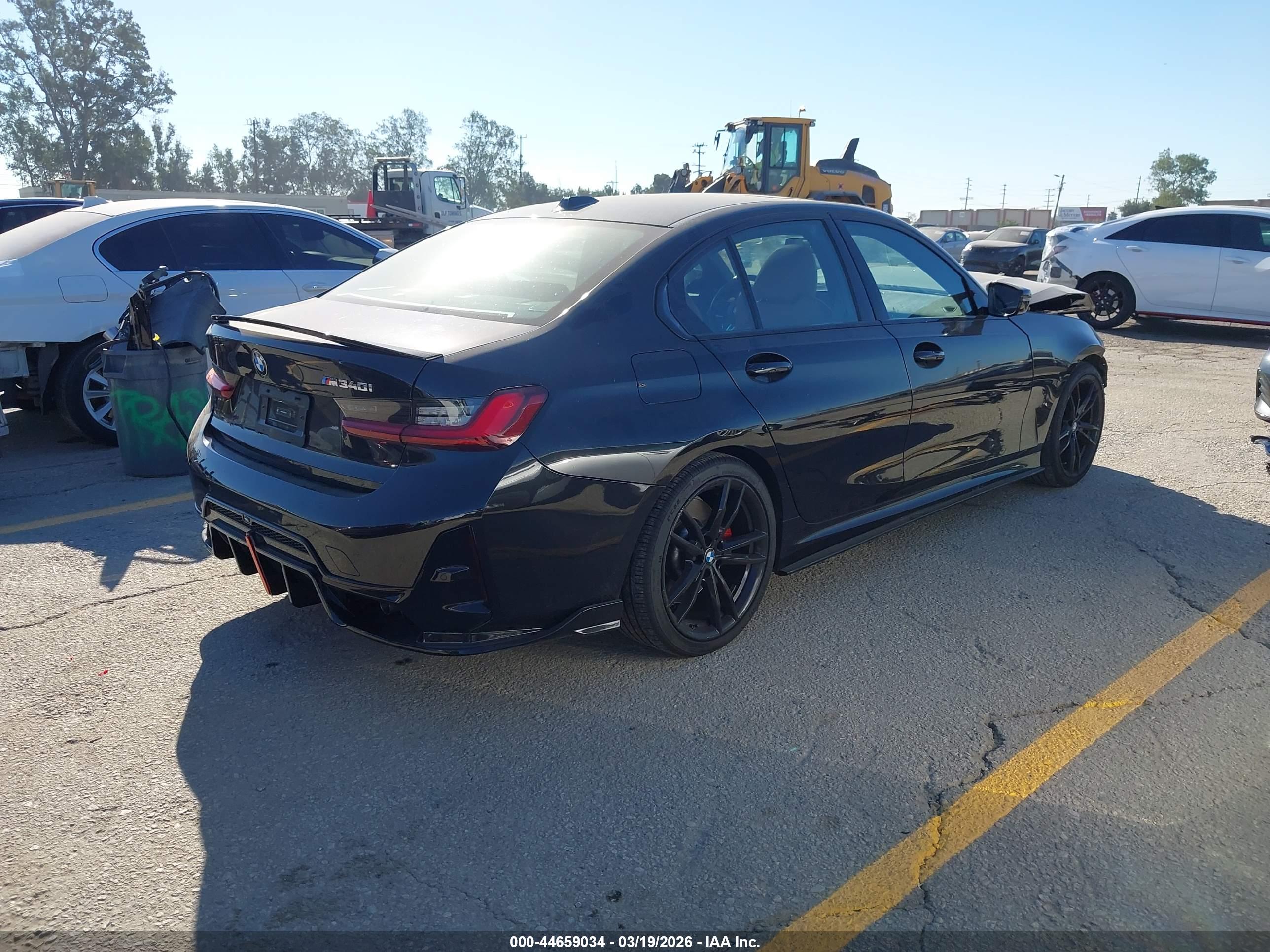 BMW M340I image 4