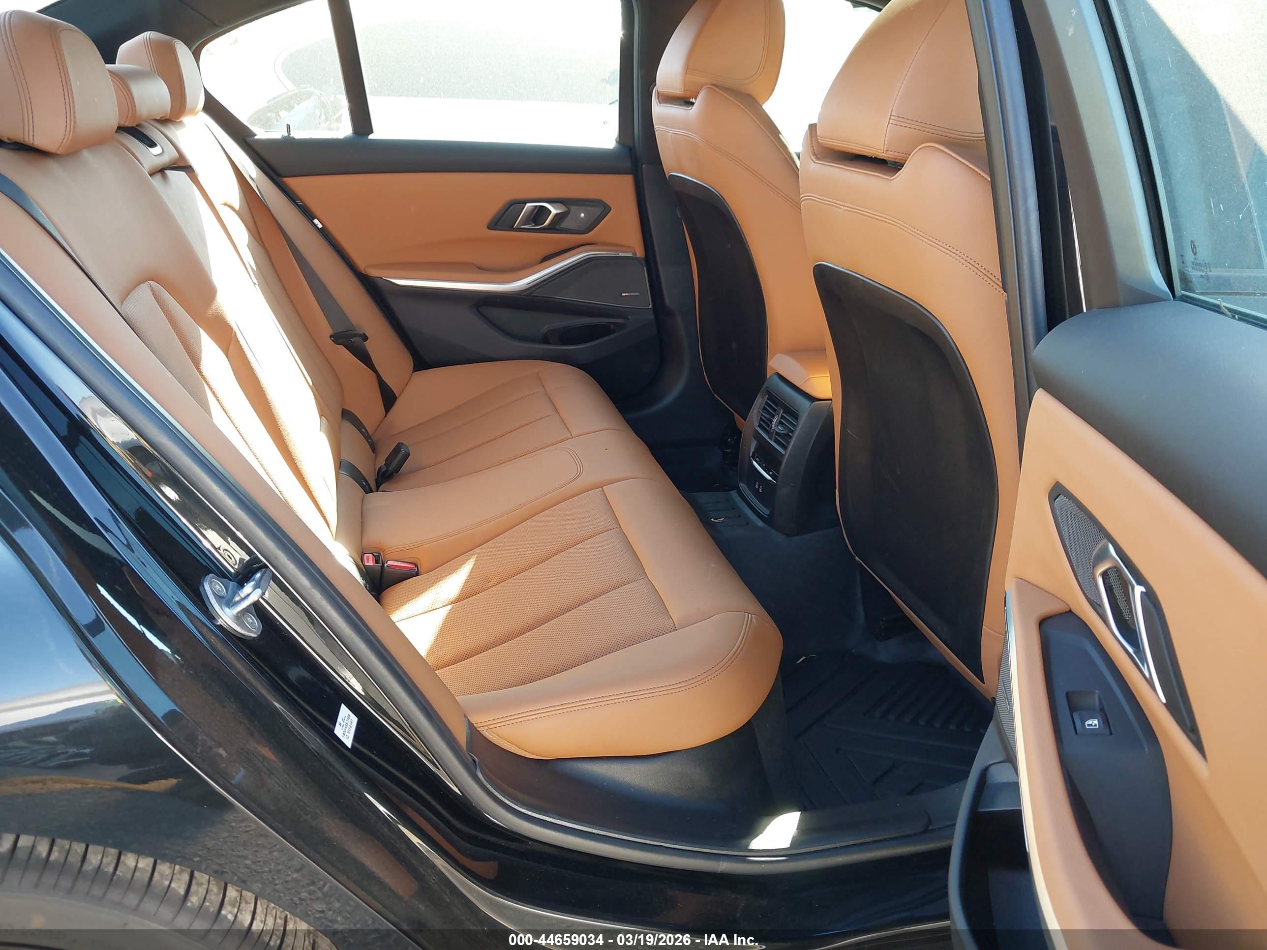 BMW M340I image 8