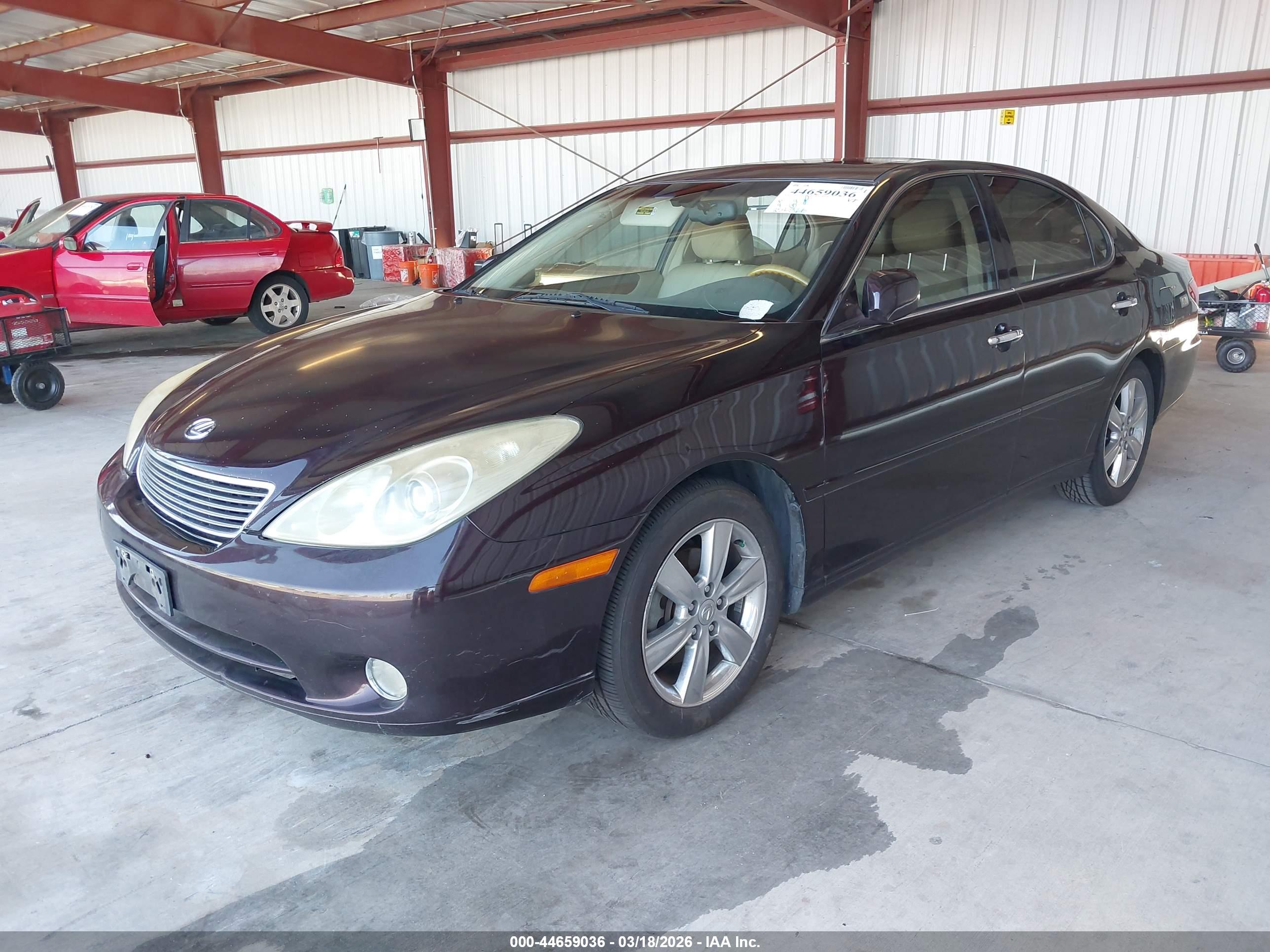 LEXUS ES image 2