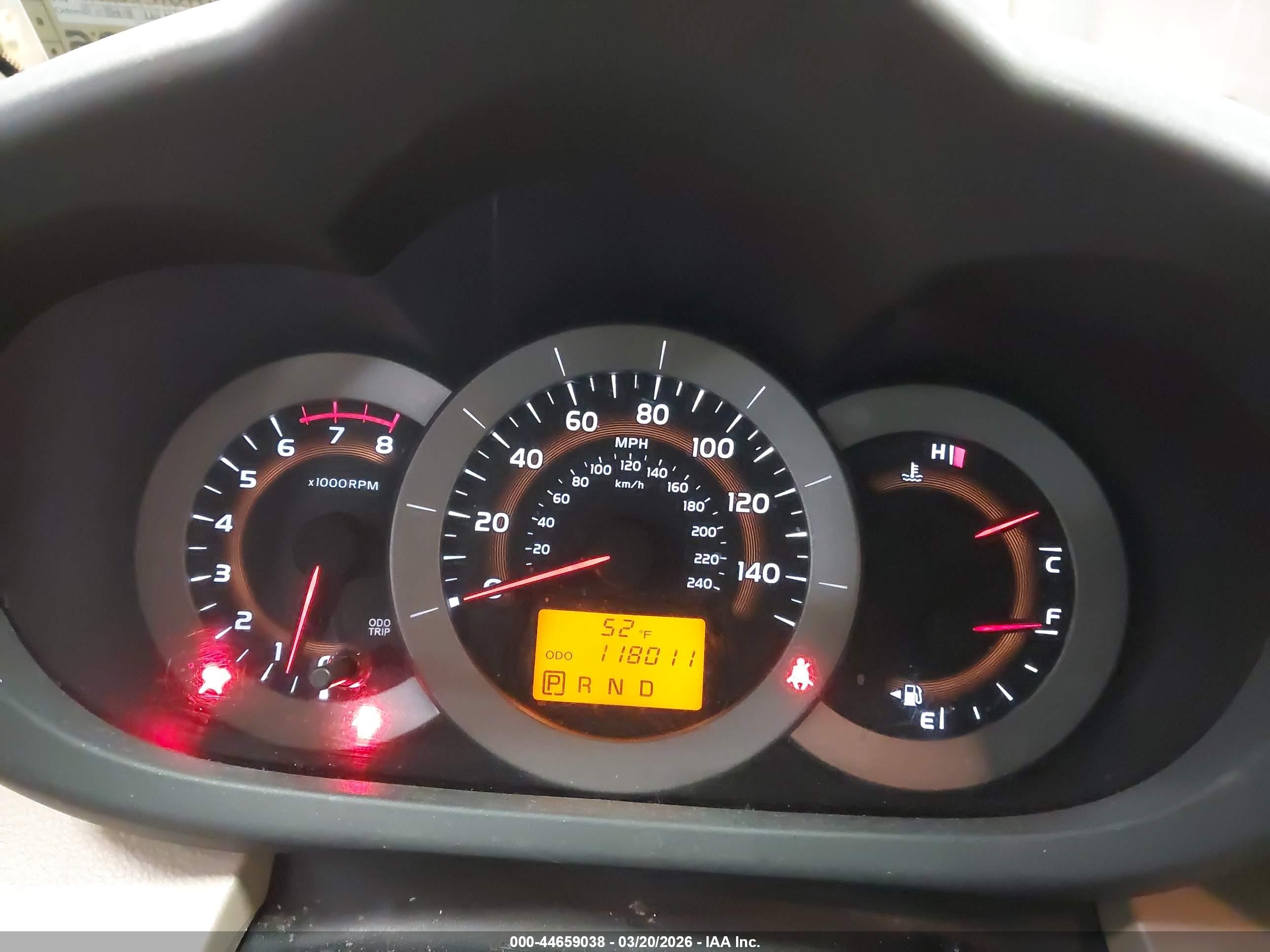 TOYOTA RAV4 image 7