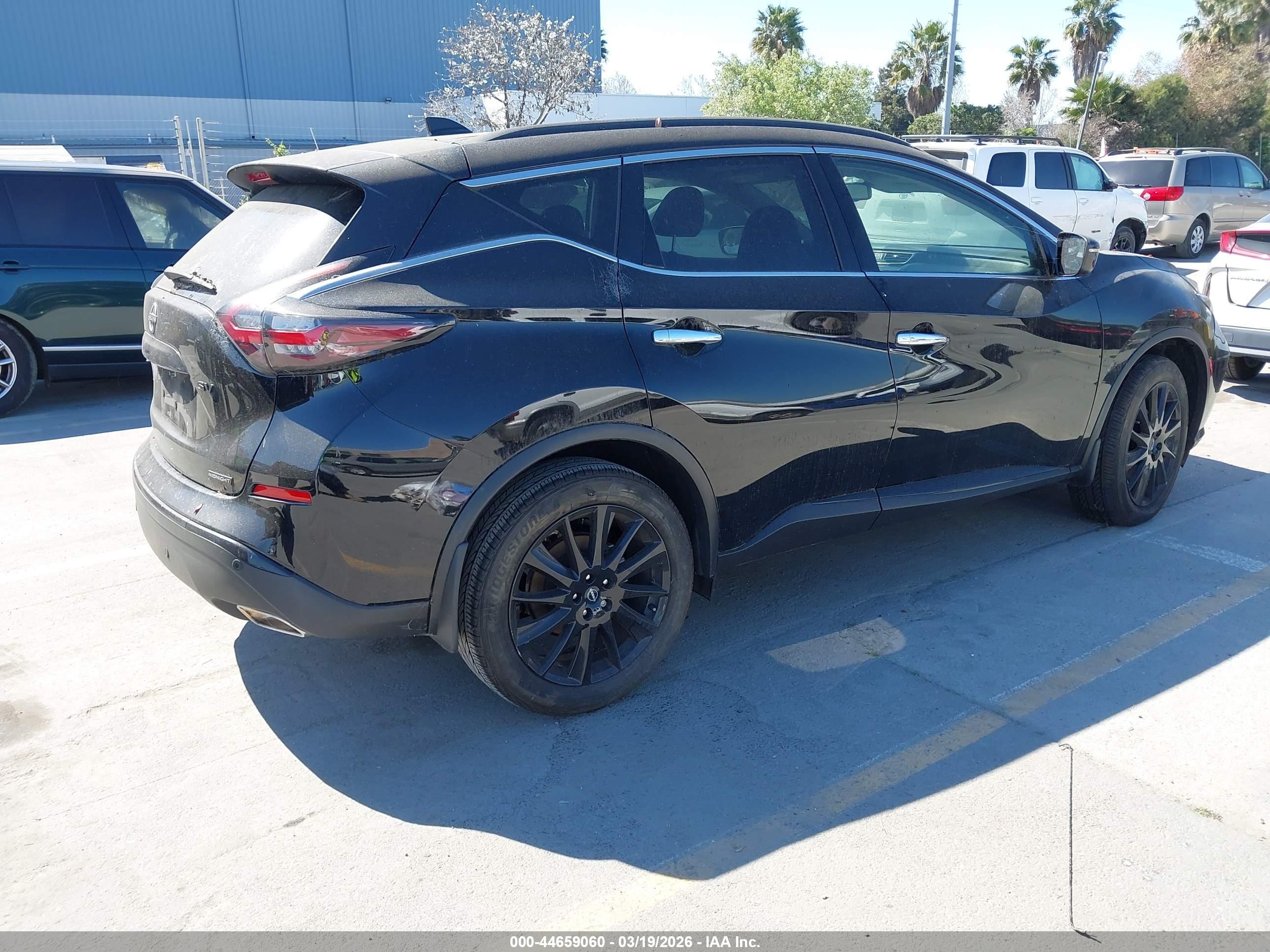 NISSAN MURANO image 4