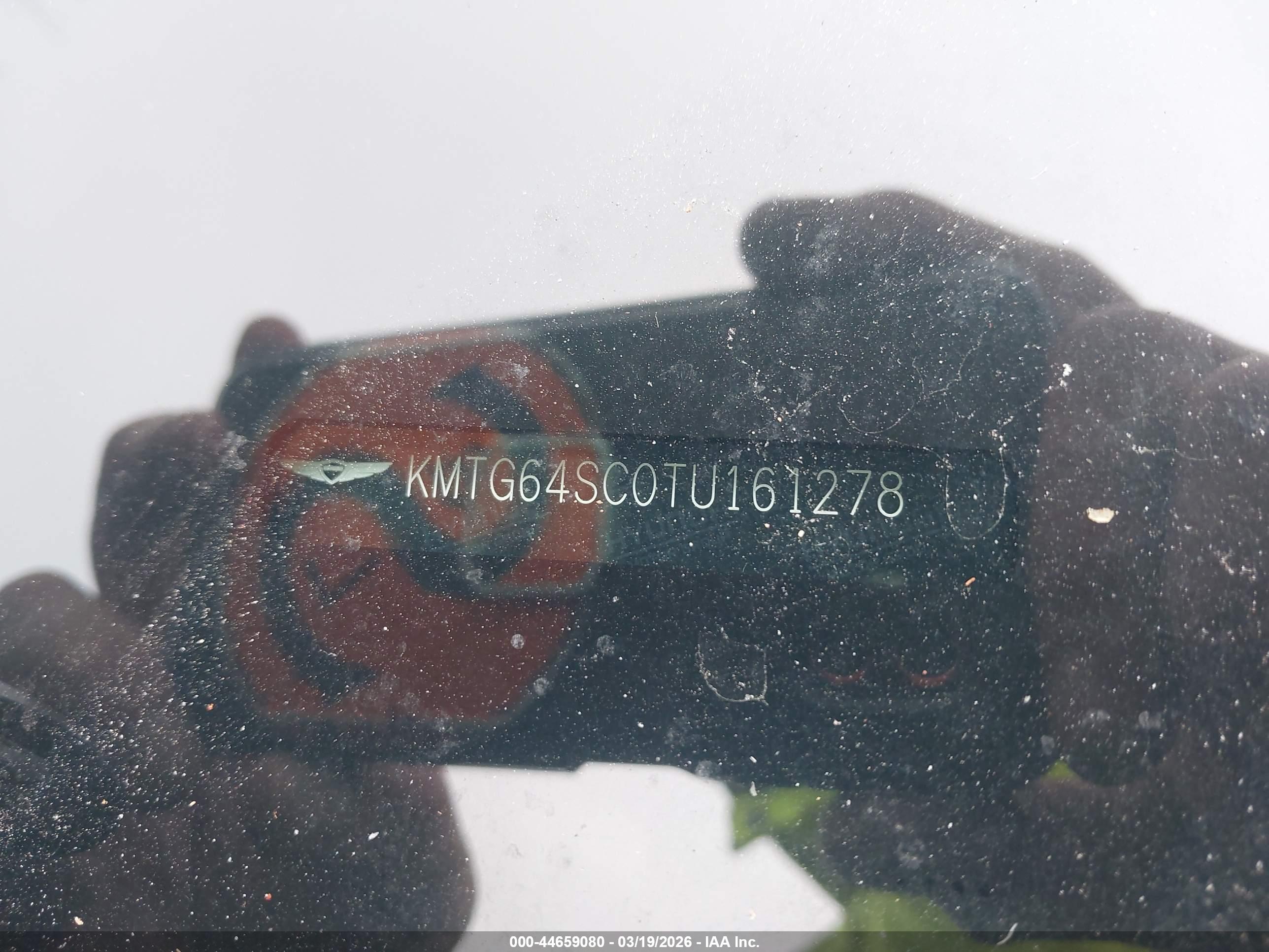 GENESIS G70 image 9