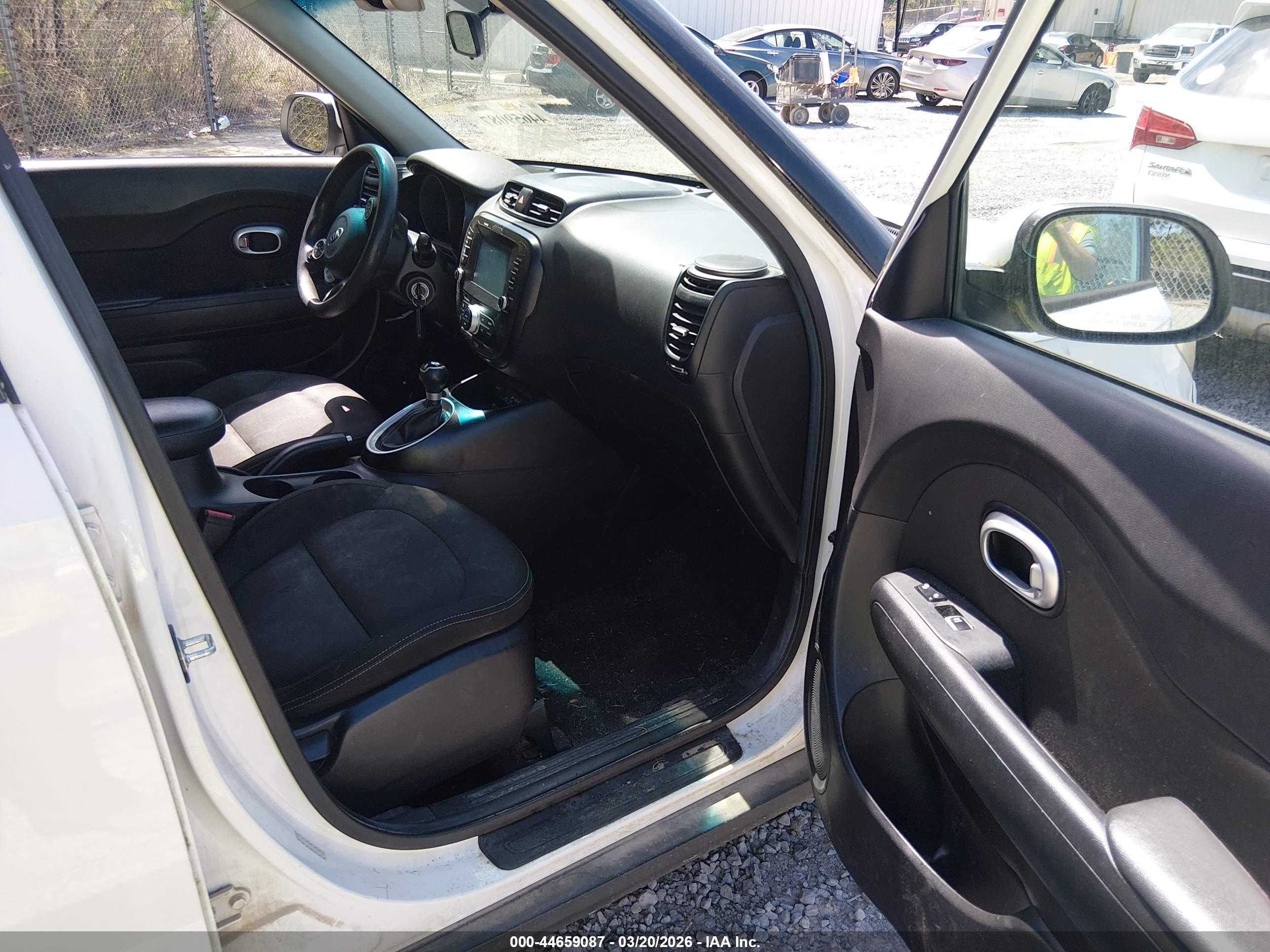 KIA SOUL image 5
