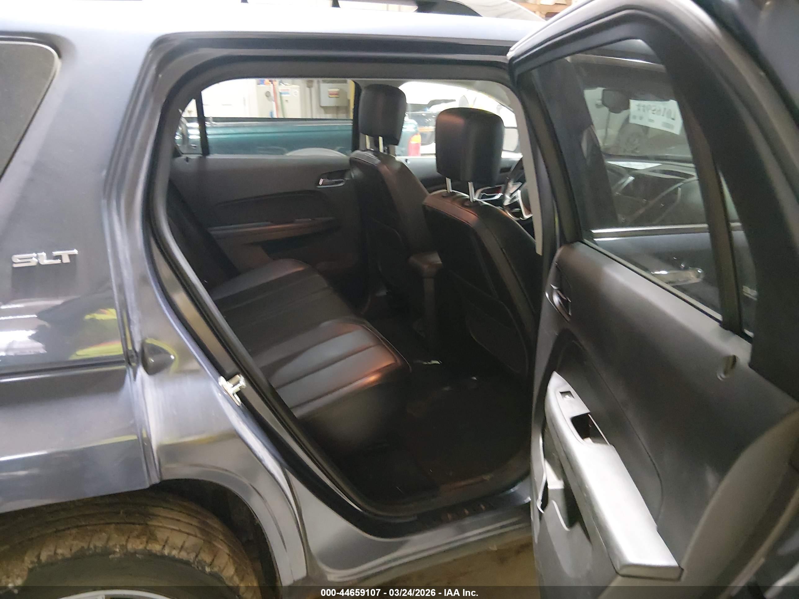 GMC TERRAIN image 8