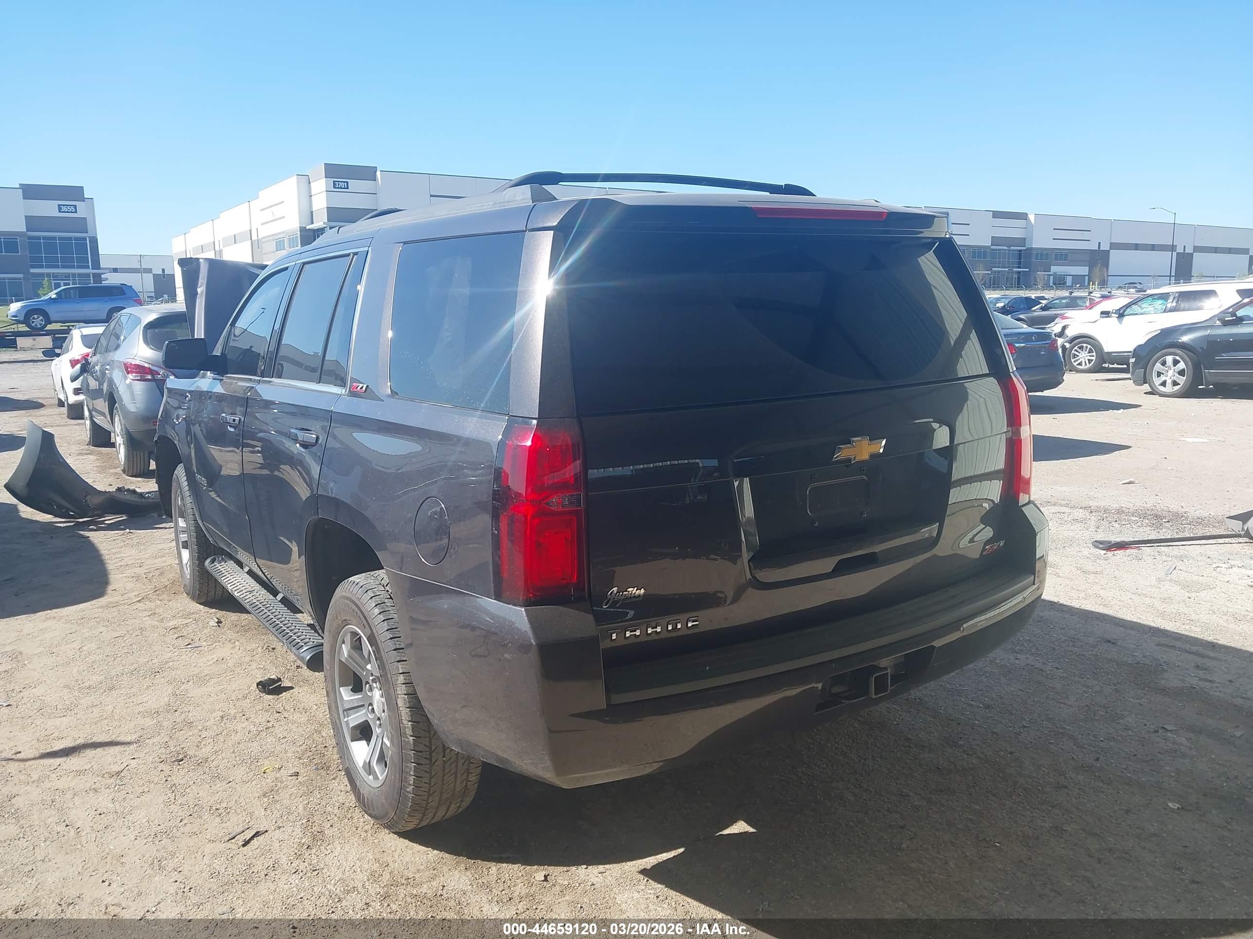 CHEVROLET TAHOE image 3