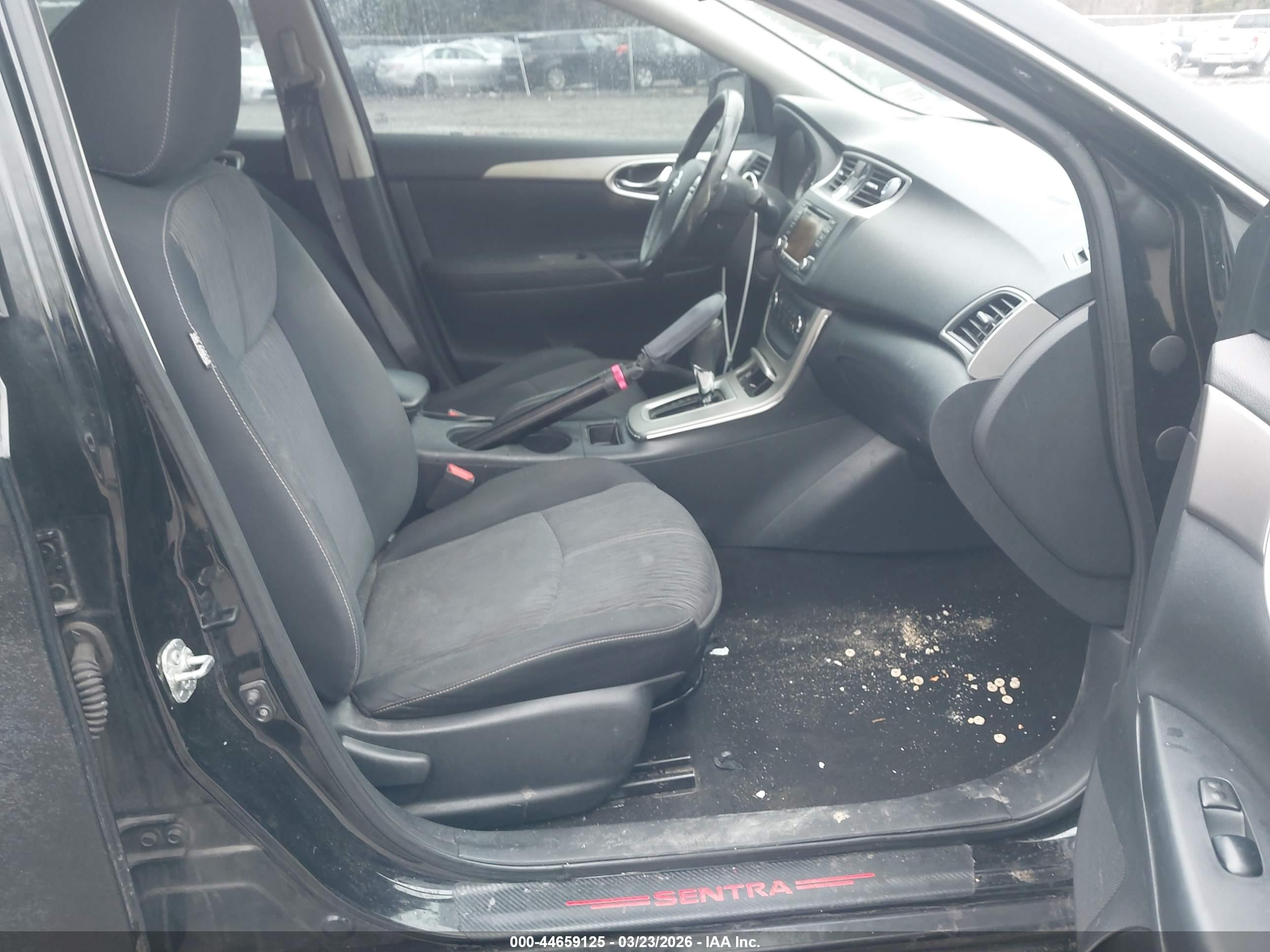 NISSAN SENTRA image 5