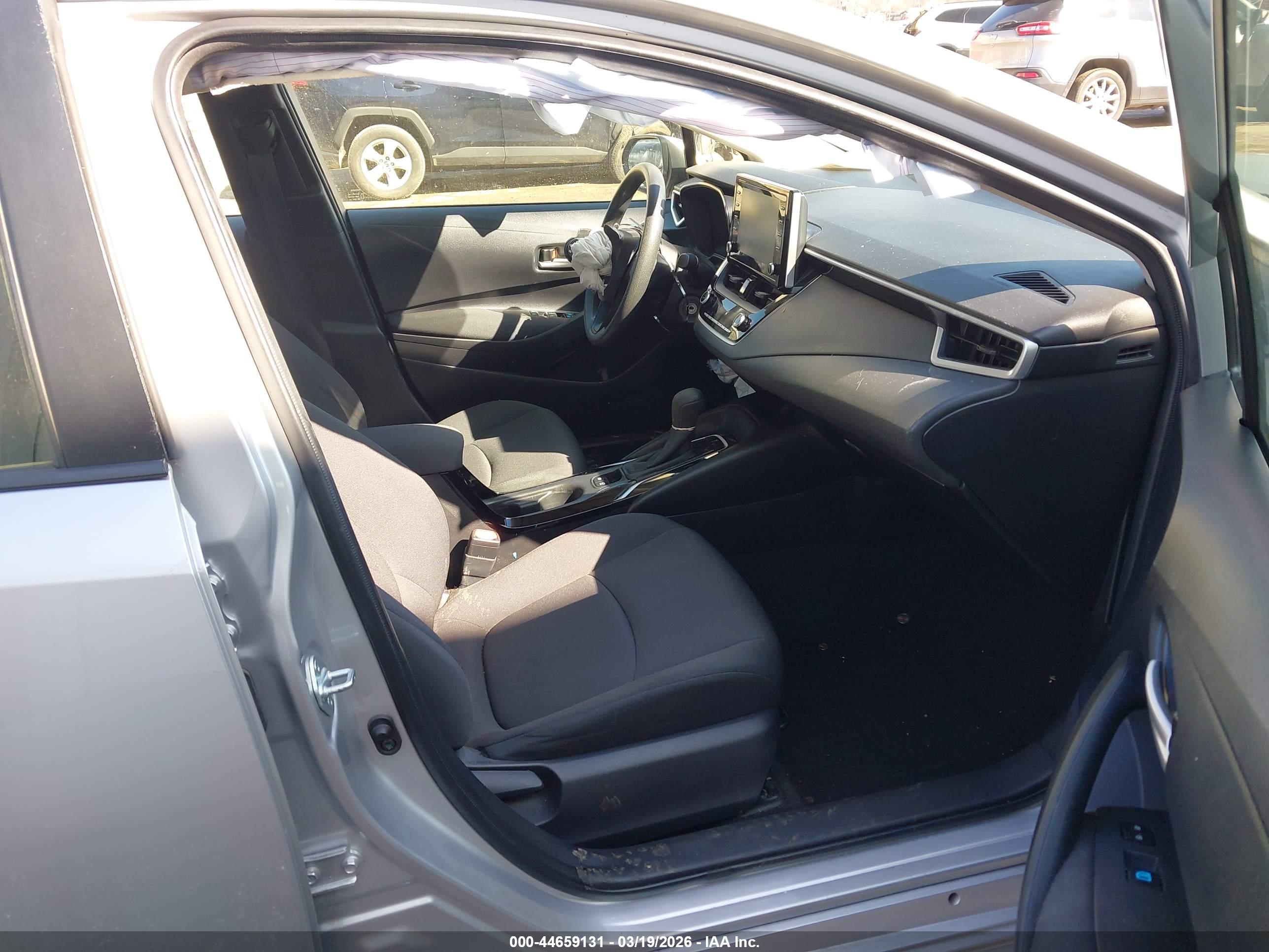 TOYOTA COROLLA image 5