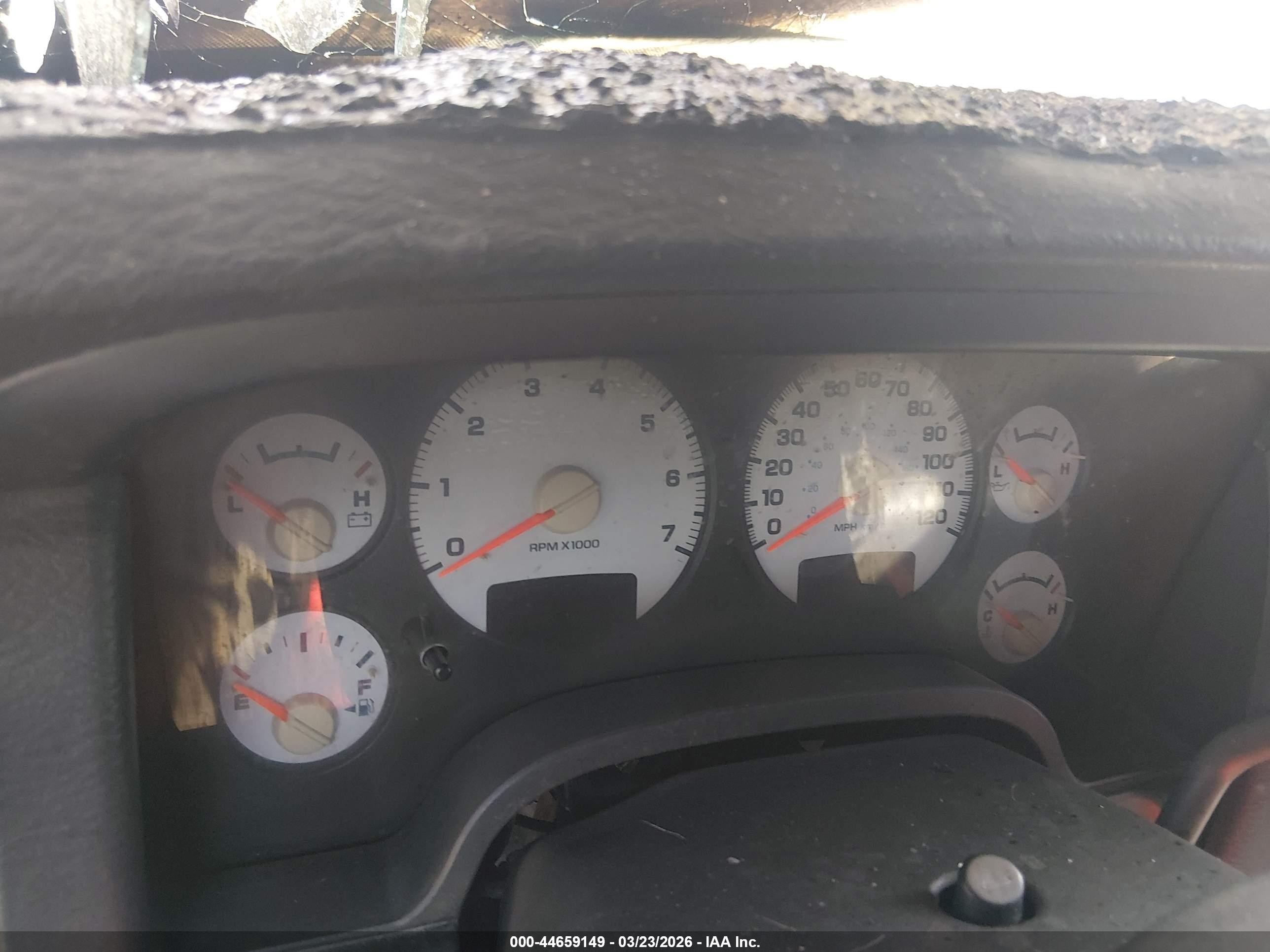 DODGE RAM image 7