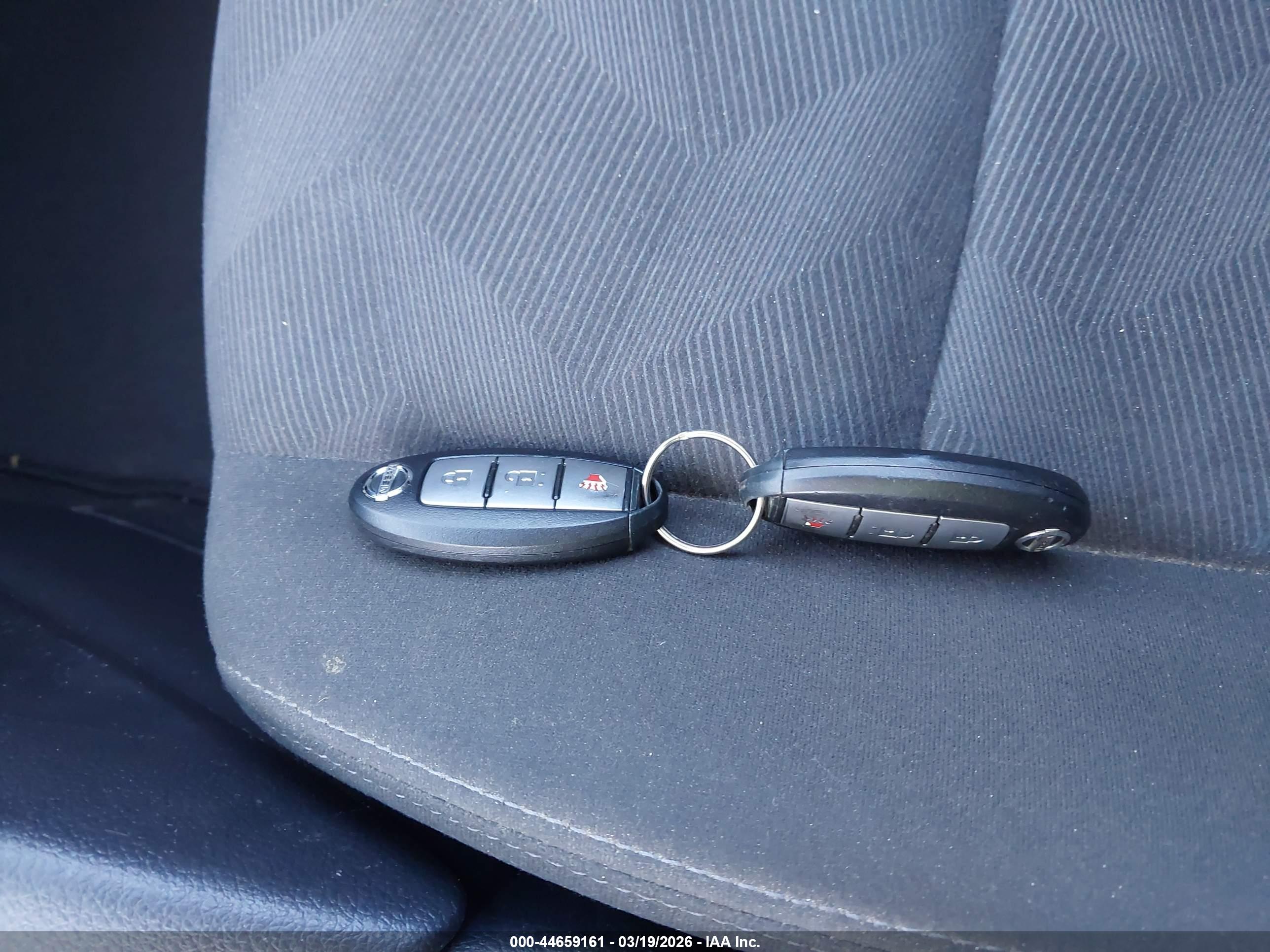NISSAN ROGUE image 11